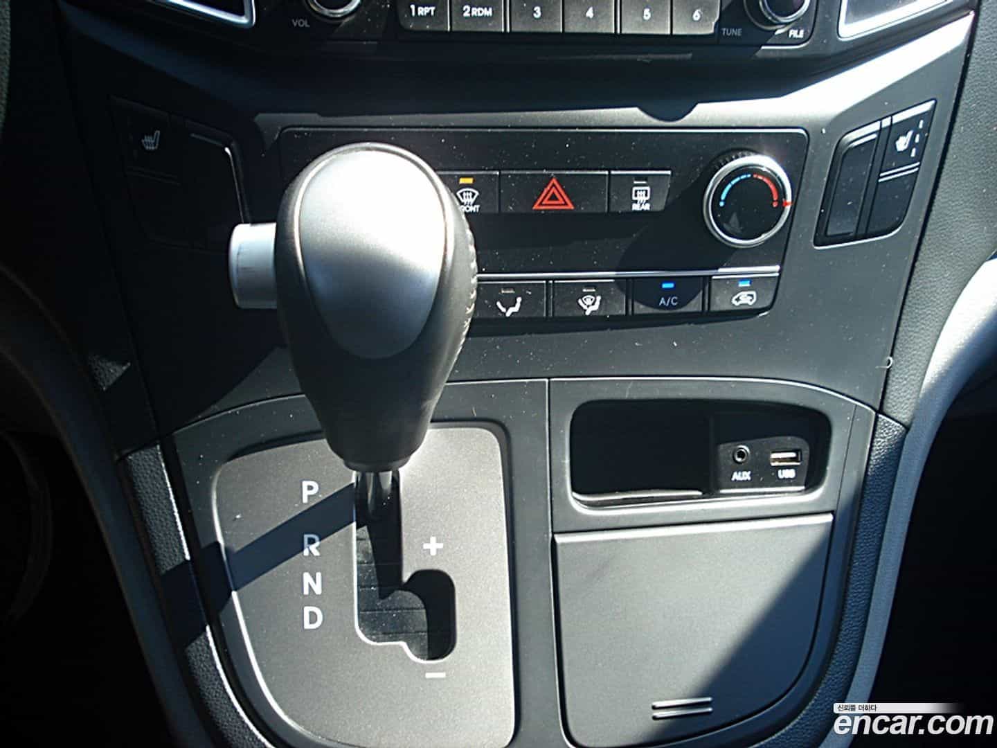 Starex Hyundai 2018.3-INNER-009