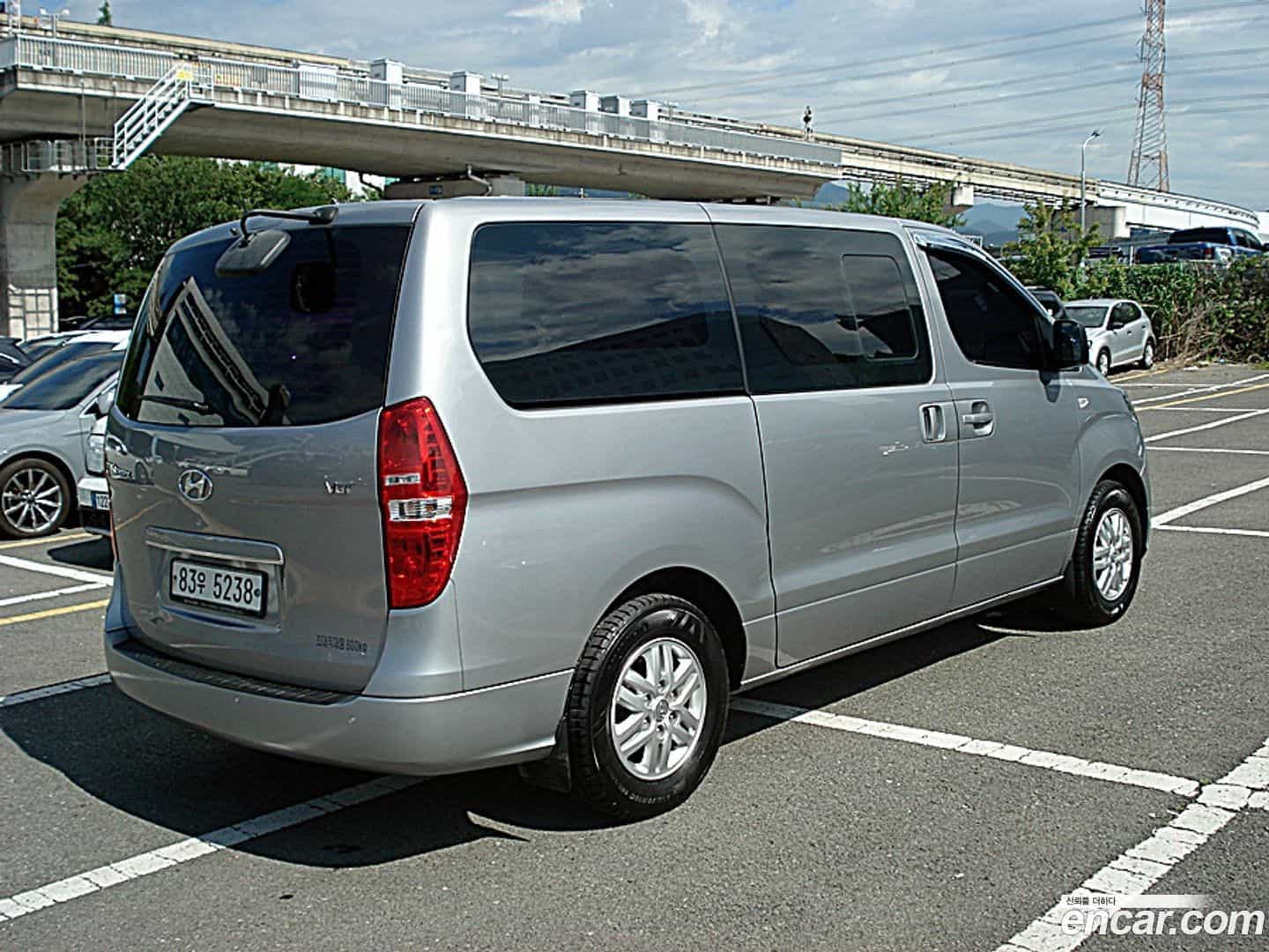 Starex Hyundai 2018.3-OPTION-024