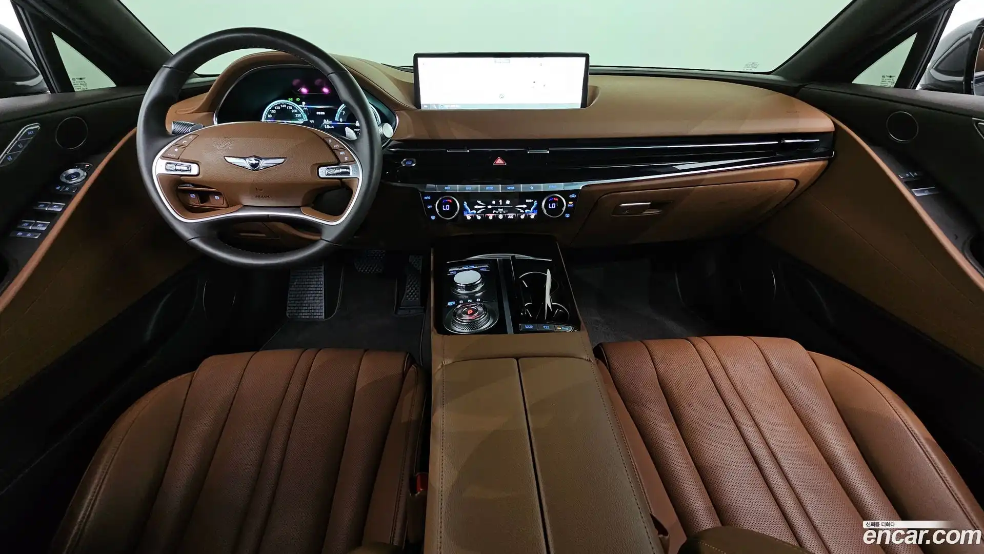 G80 Genesis 2023.3-INNER-007