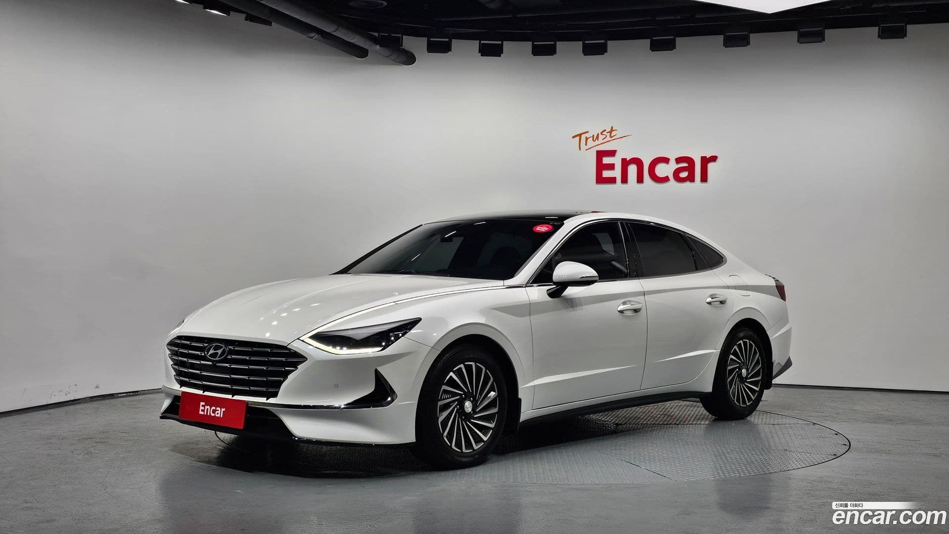 Main__Slider__Photo:Sonata Hyundai 2021.1-0