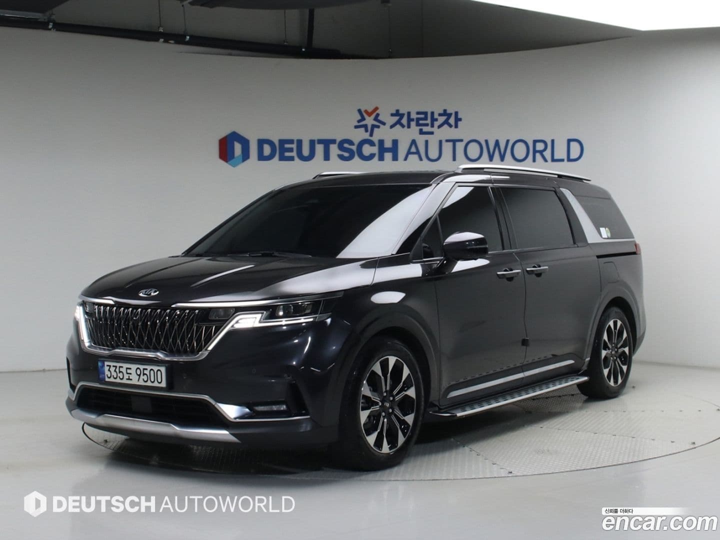 Main__Slider__Photo:Canival Kia 2020.10-0