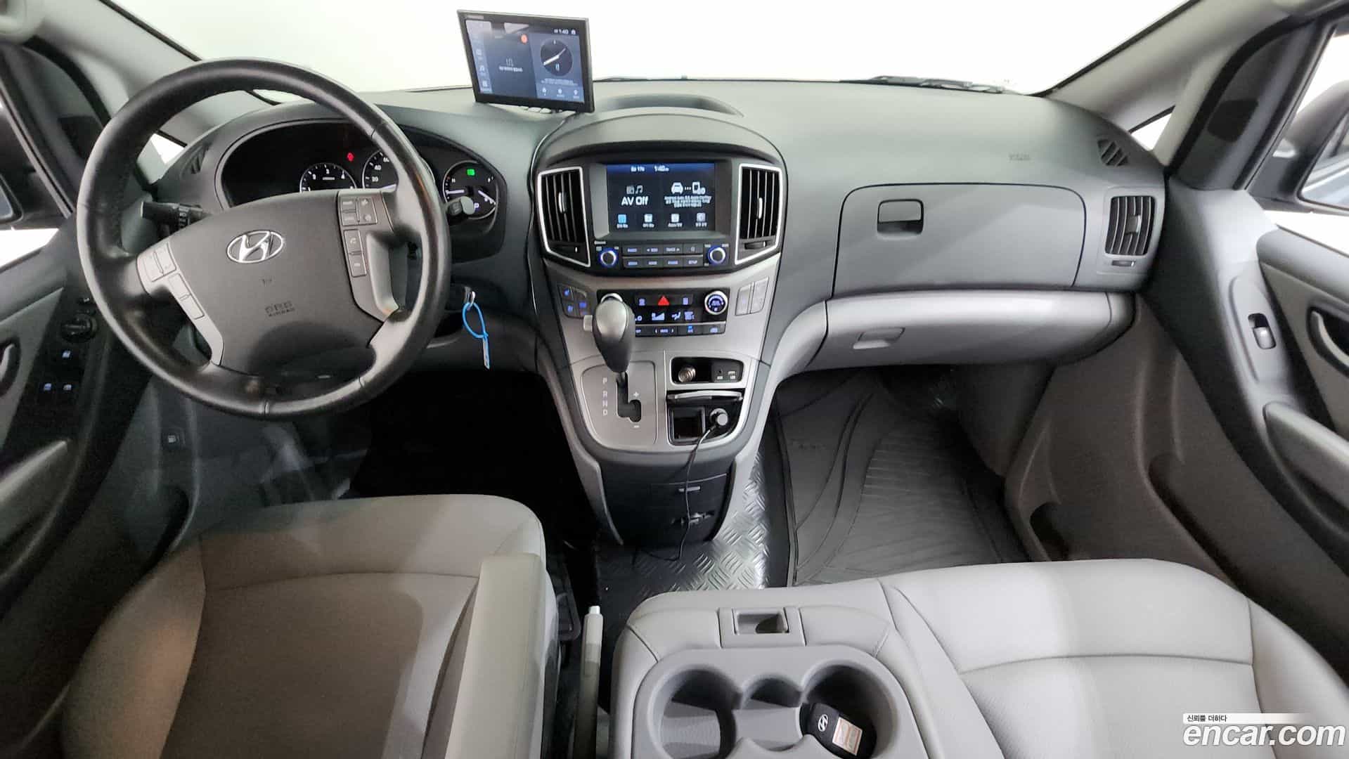 Starex Hyundai 2020.9-INNER-007