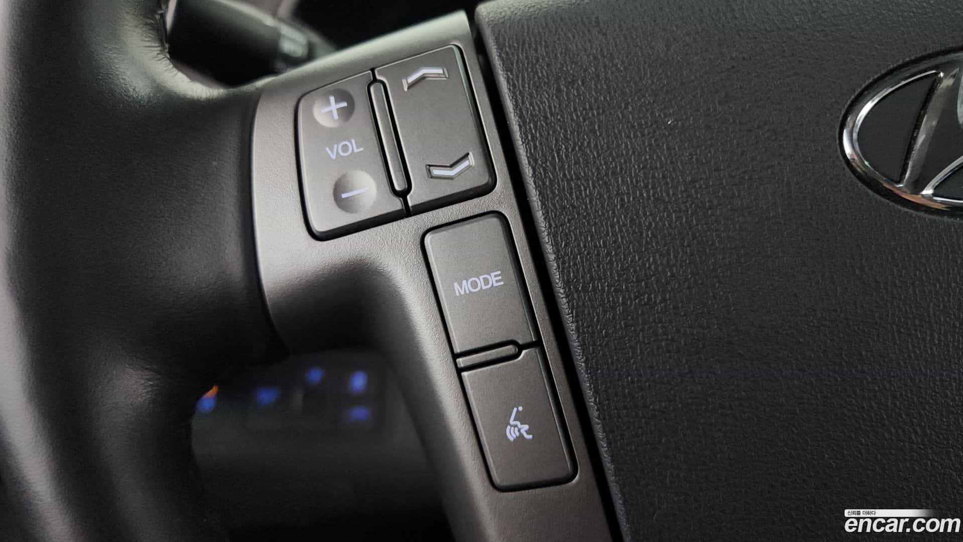 Starex Hyundai 2020.9-OPTION-021