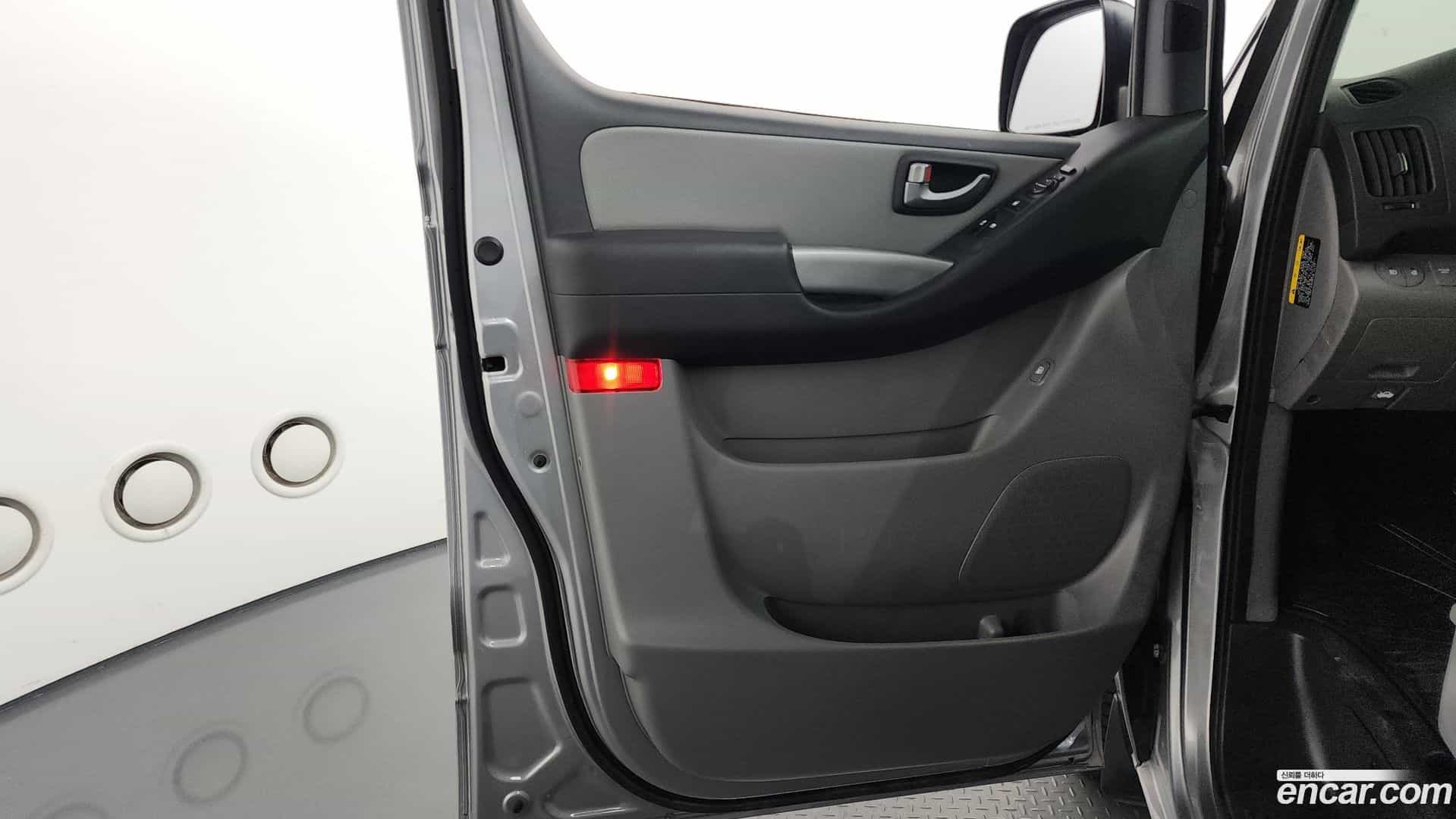 Starex Hyundai 2020.9-INNER-035