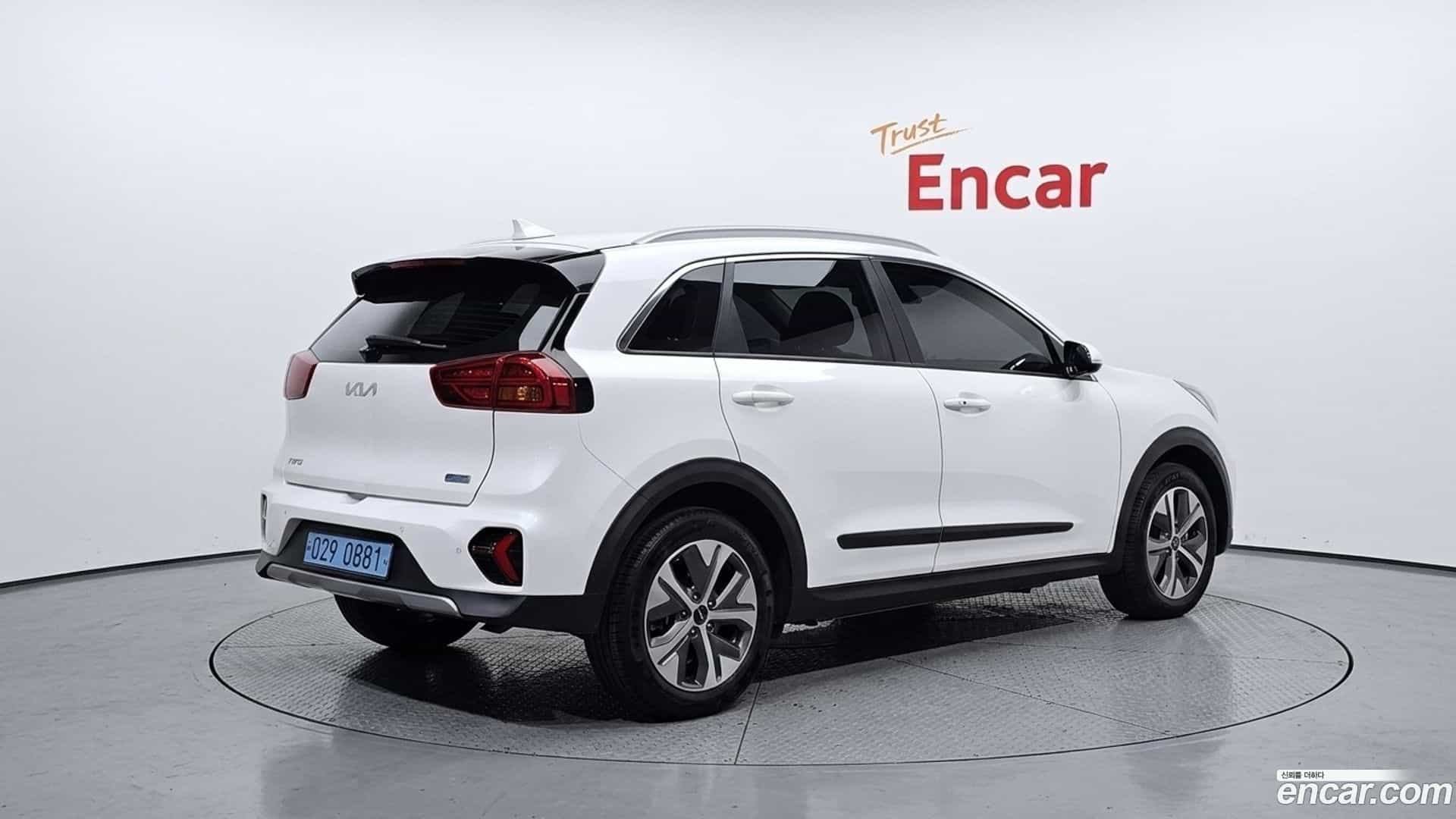Niro Kia 2023.5-OUTER-002