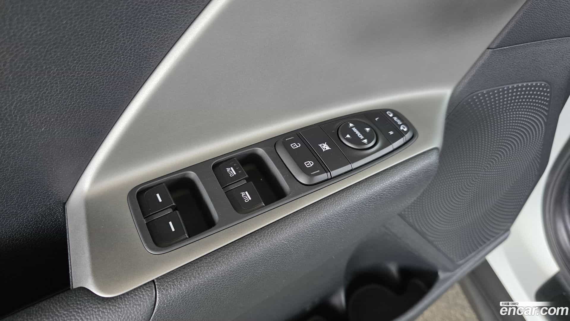 Niro Kia 2023.5-OPTION-016