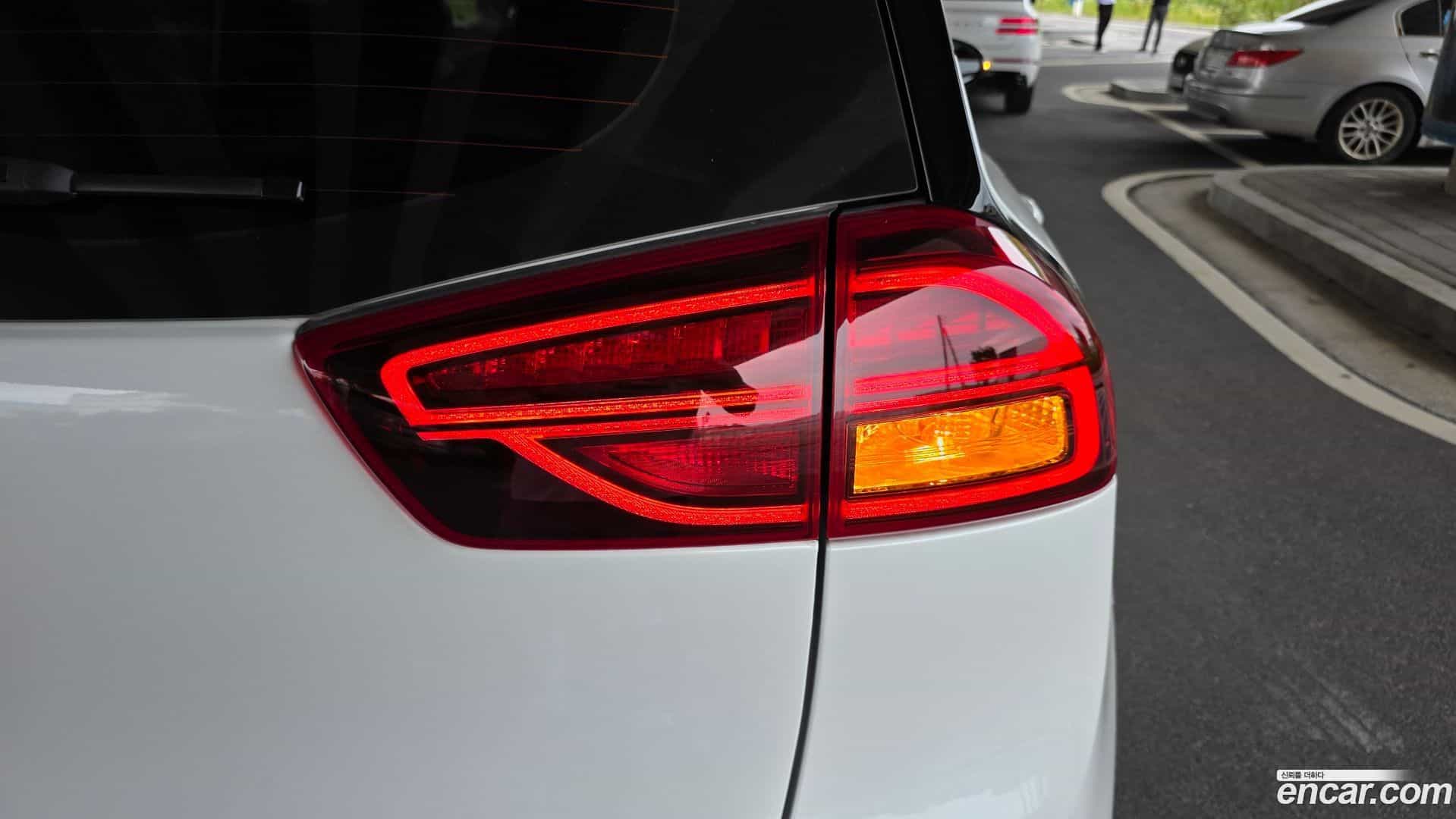 Niro Kia 2023.5-OUTER-033