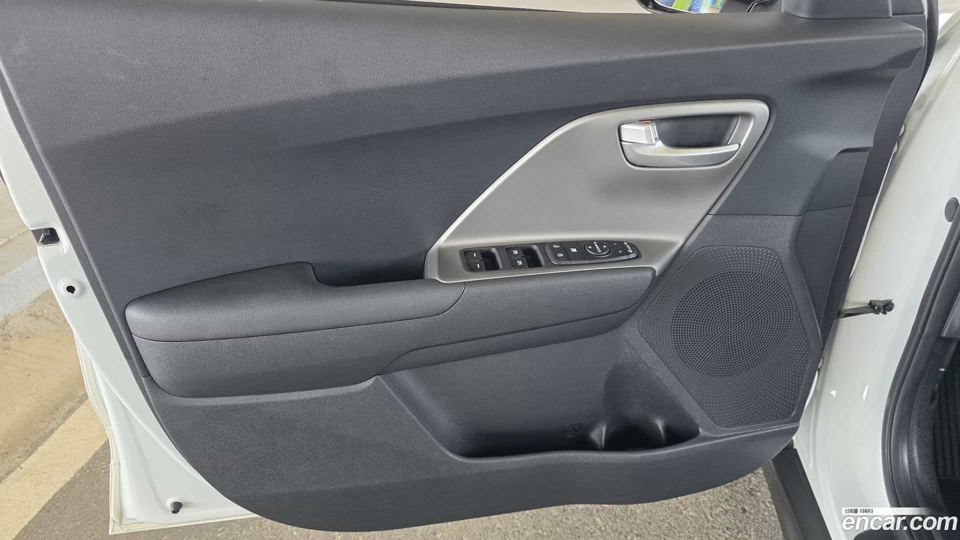 Niro Kia 2023.5-INNER-034