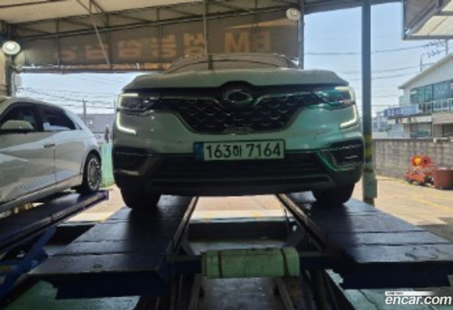 Main__Slider__Photo:QM6 Renault Korea 2022.5-0