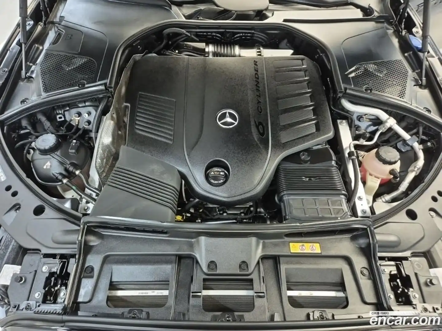 S-Class Mercedes-Benz 2023.1-OUTER-005