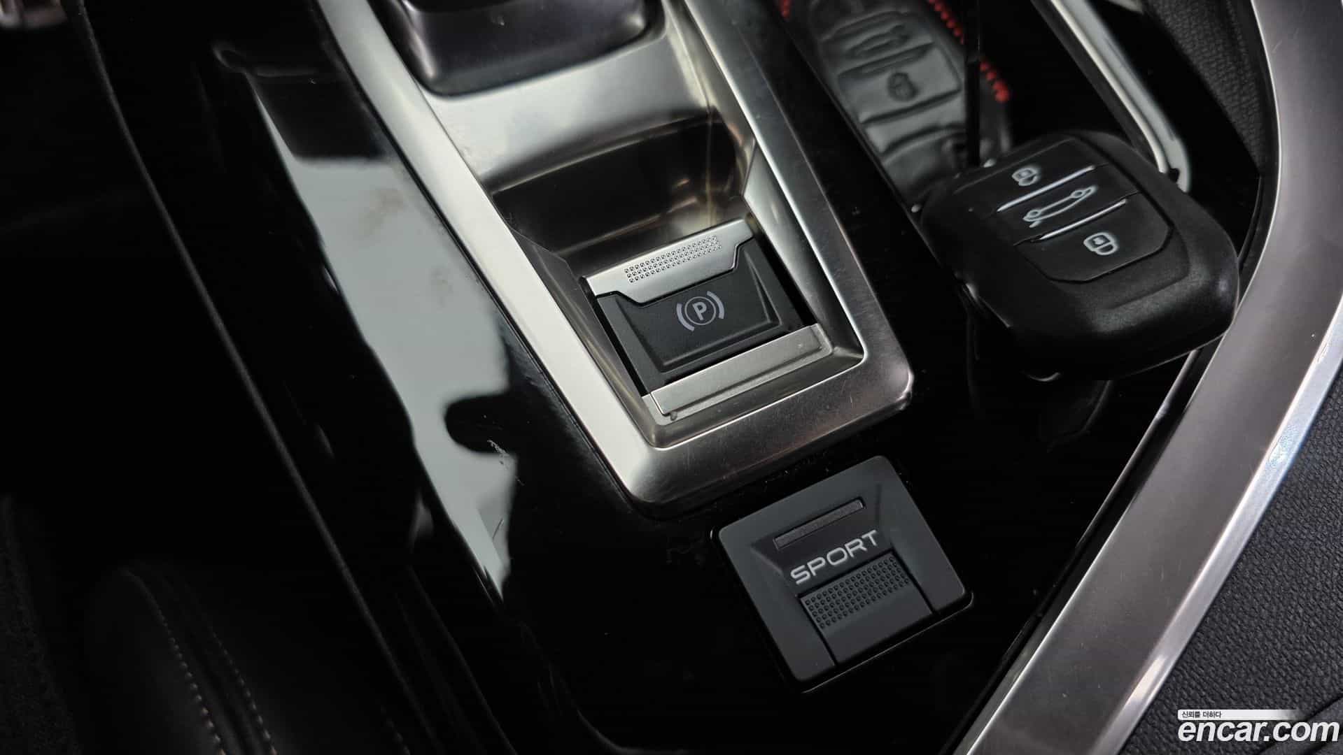 5008 Peugeot 2019.6-OPTION-021