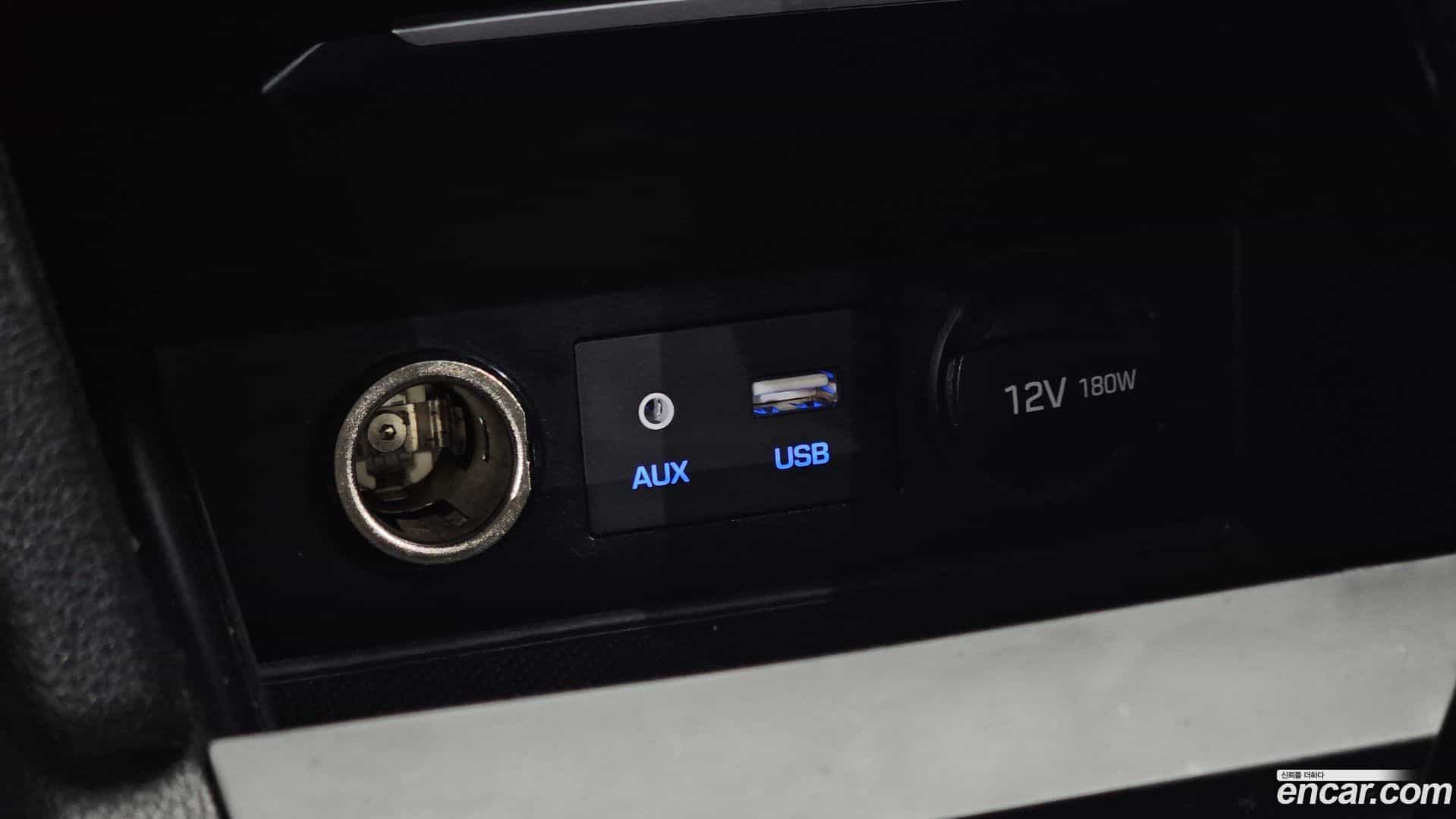 AVANTE Hyundai 2018.6-OPTION-042