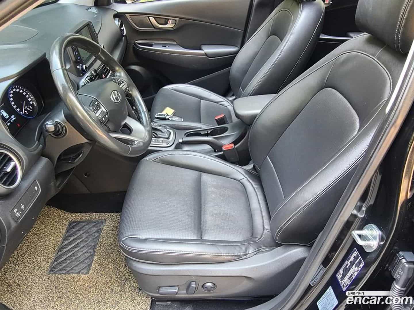 Kona Hyundai 2018.1-INNER-010
