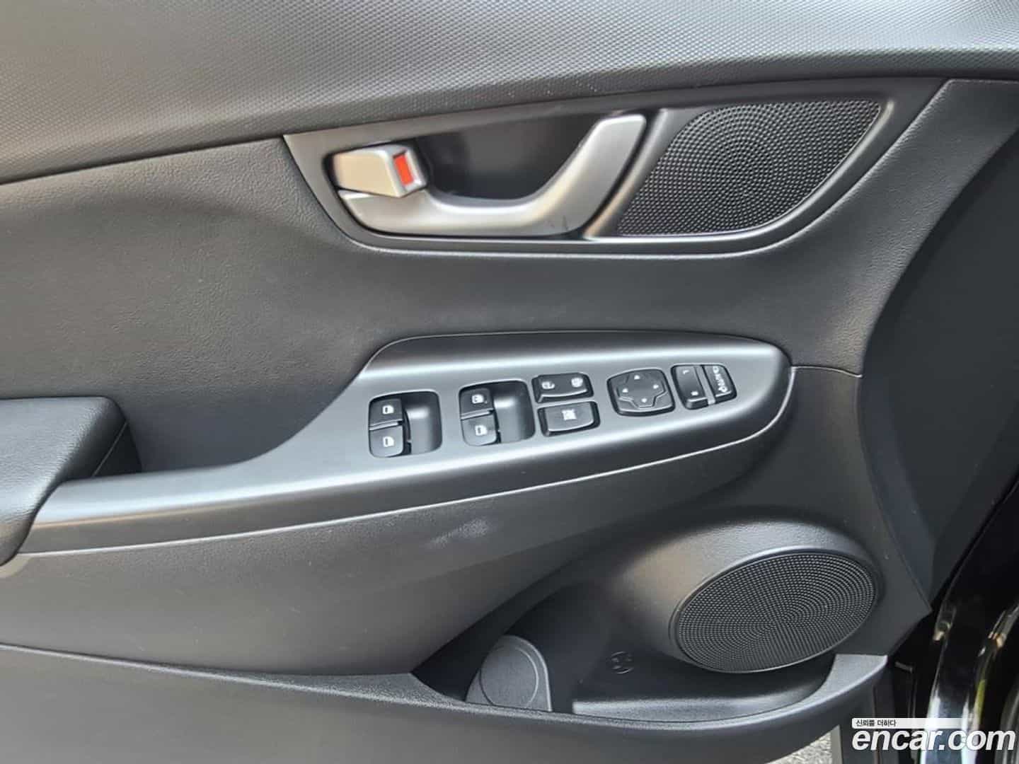 Kona Hyundai 2018.1-OPTION-017