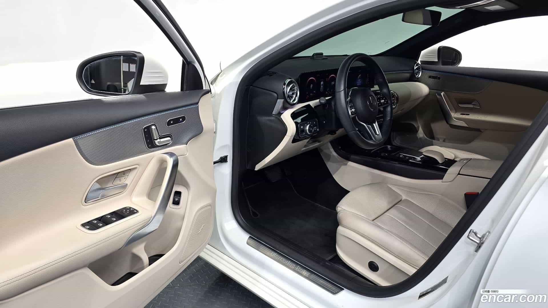 A-Class Mercedes-Benz 2020.11-INNER-010