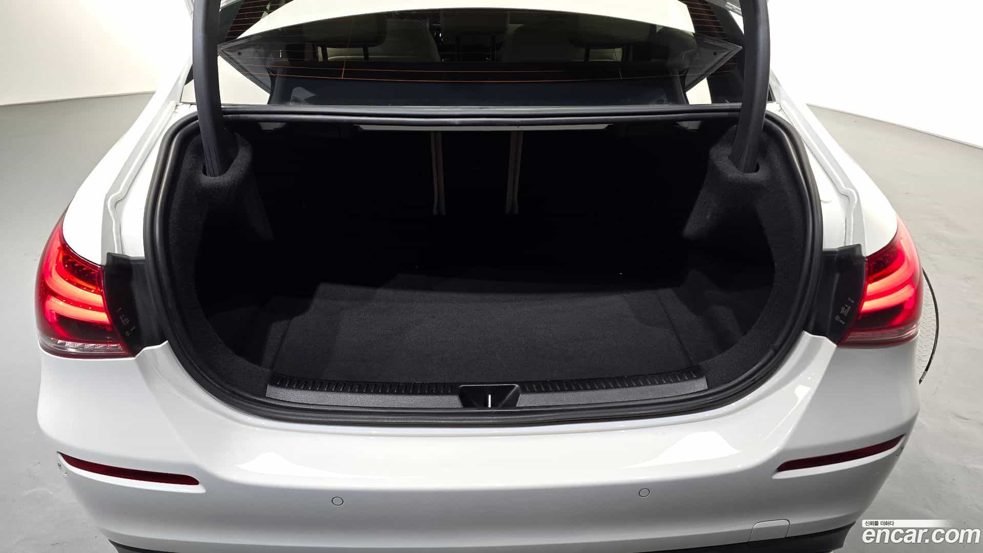 A-Class Mercedes-Benz 2020.11-OPTION-020