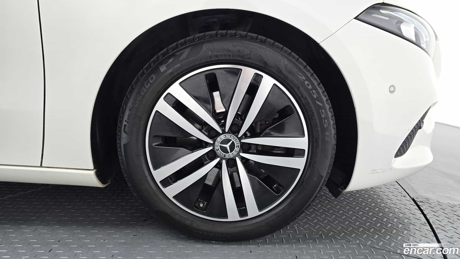 A-Class Mercedes-Benz 2020.11-OUTER-031