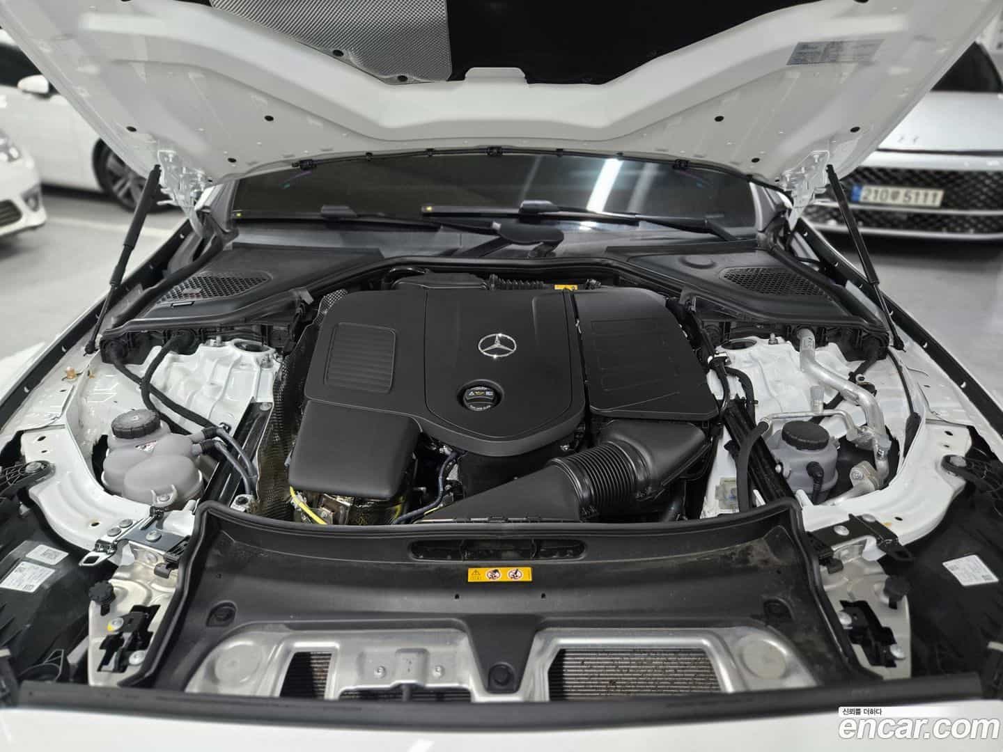 E-Class Mercedes-Benz 2025.11-OPTION-024