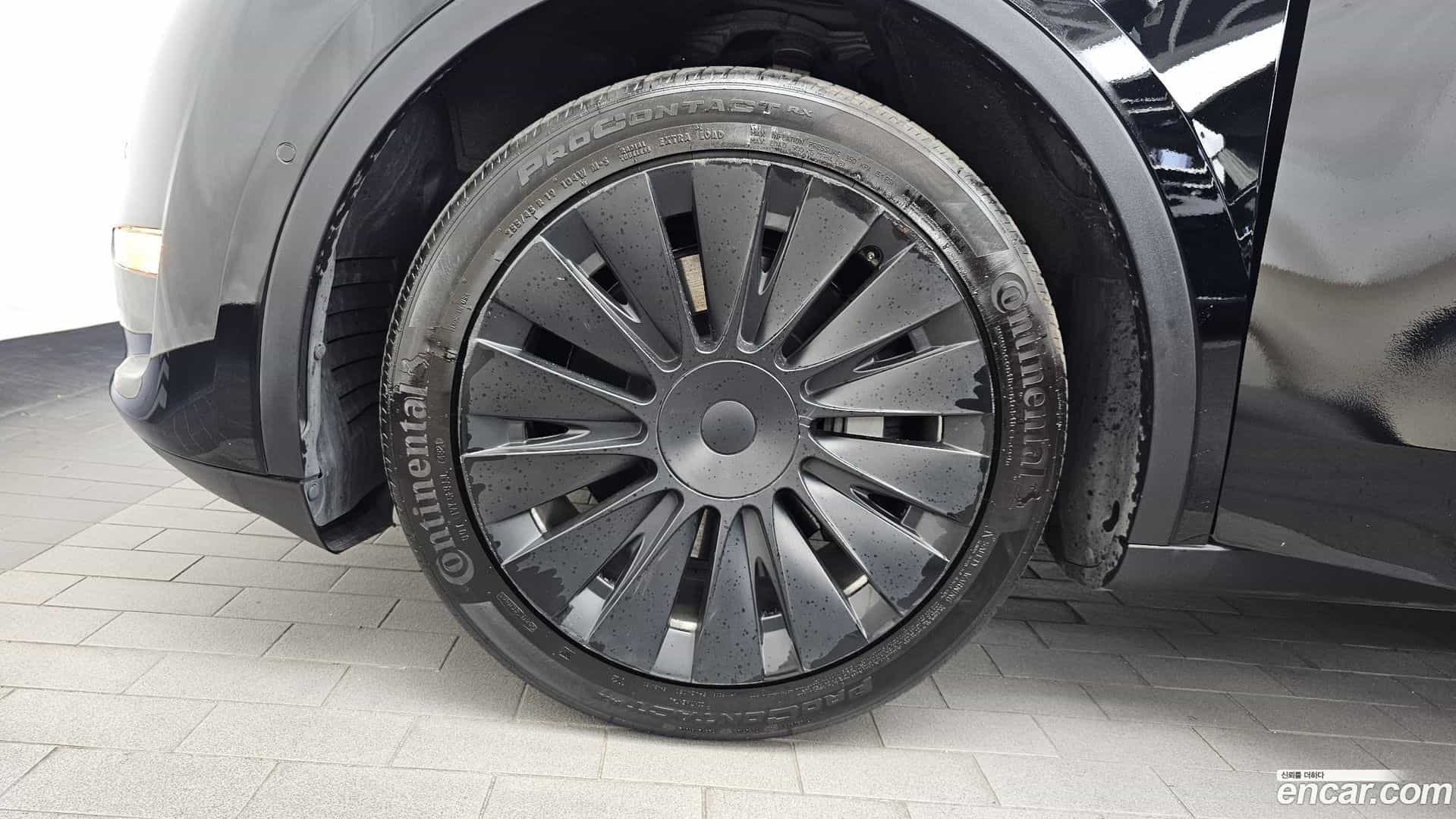 Model Y Tesla 2022.4-OUTER-005