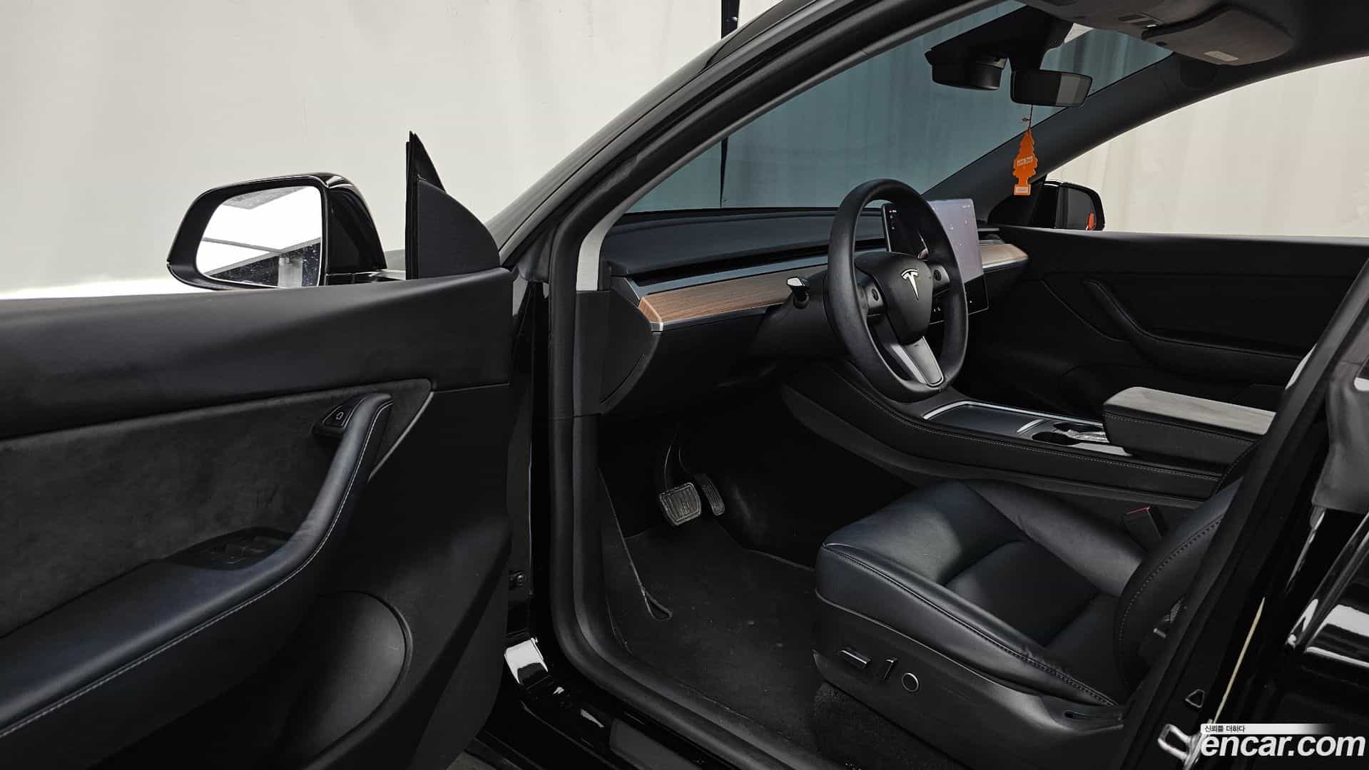 Model Y Tesla 2022.4-INNER-010