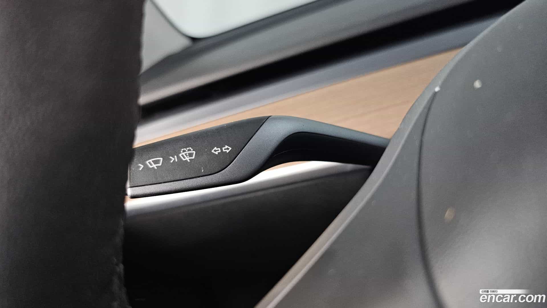 Model Y Tesla 2022.4-OPTION-044