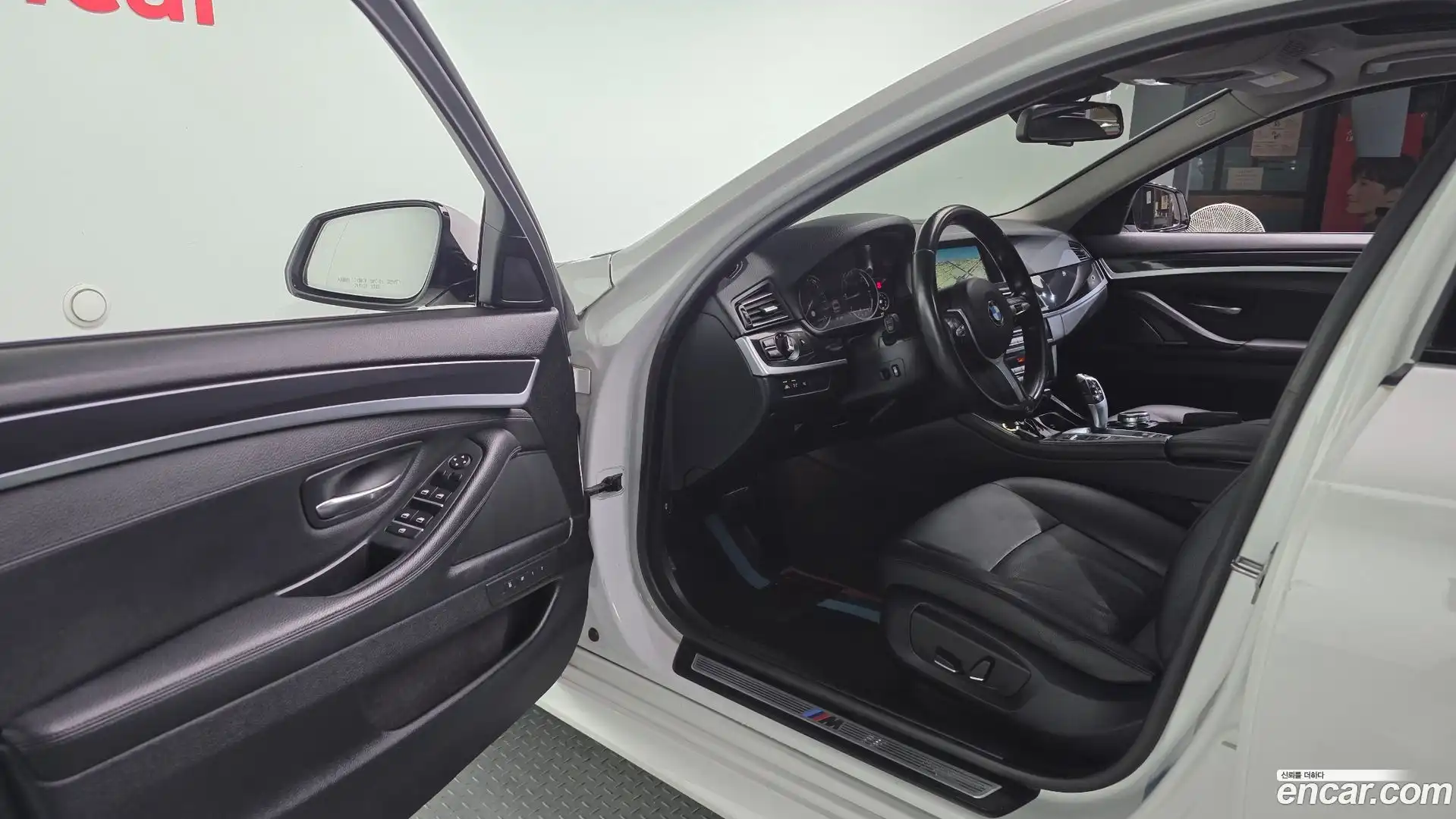 5-Series BMW 2016.10-INNER-010