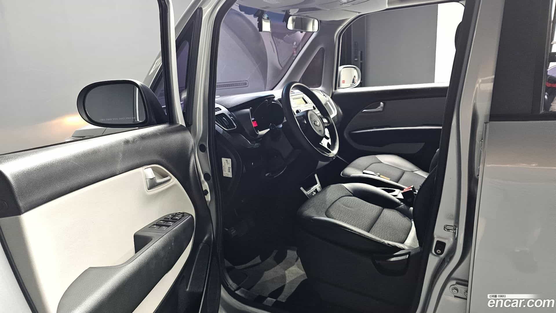 RAY Kia 2019.2-INNER-010
