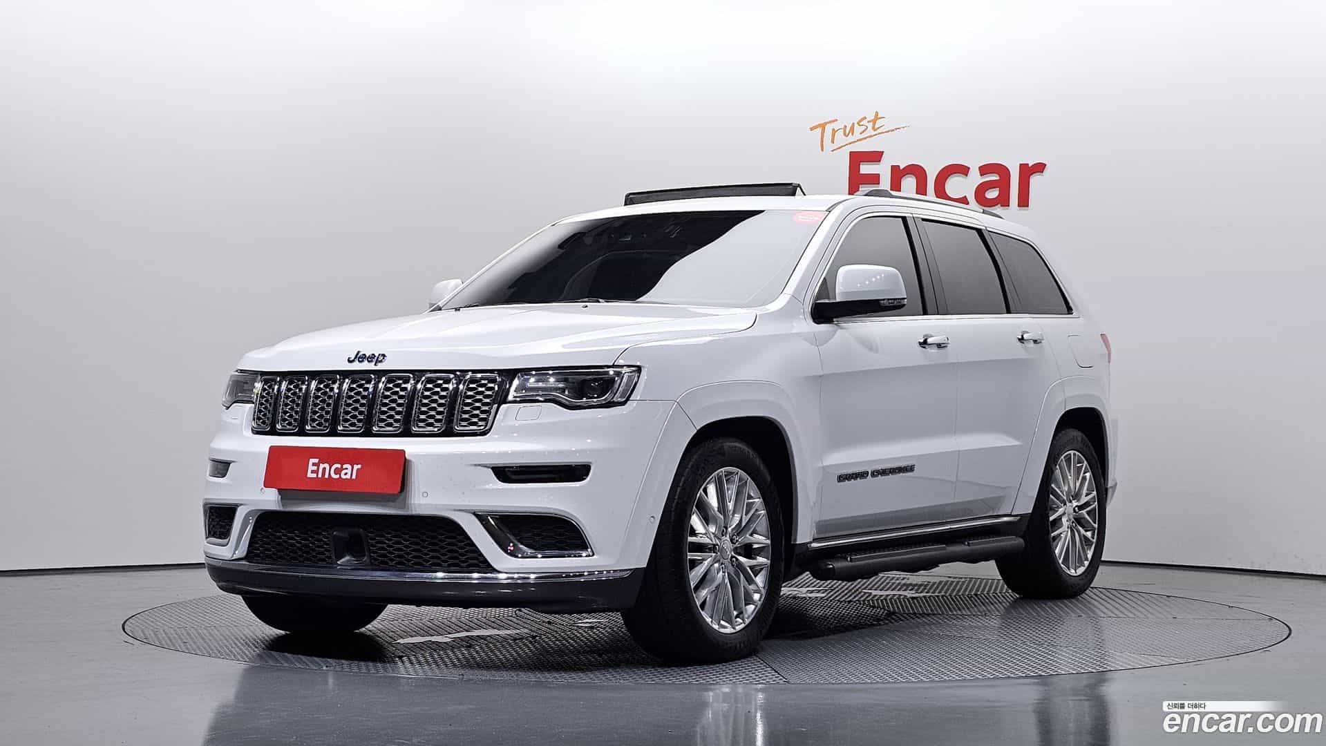 Cherokee Jeep 2018.3-OUTER-001
