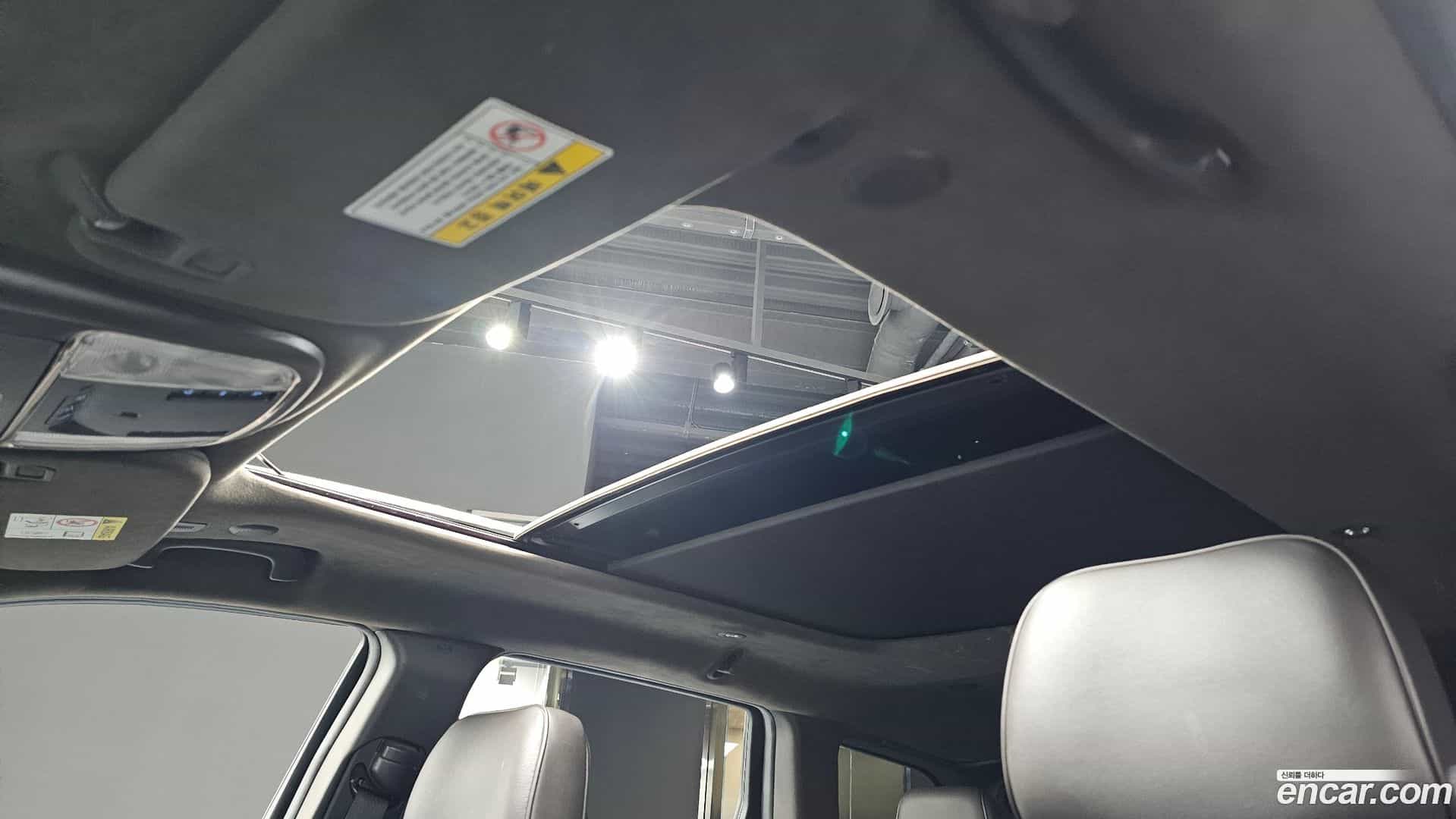 Cherokee Jeep 2018.3-OPTION-023