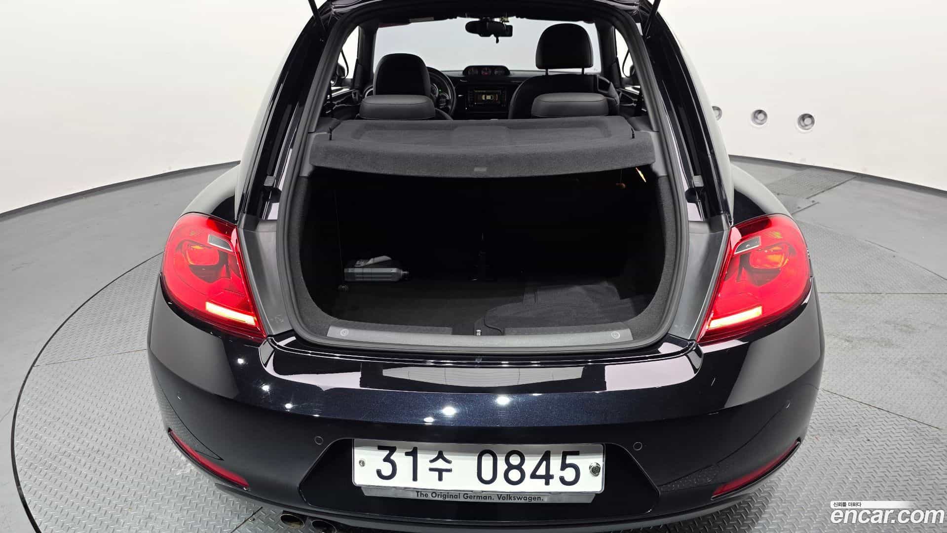 Beatle Volkswagen 2015.10-OPTION-024