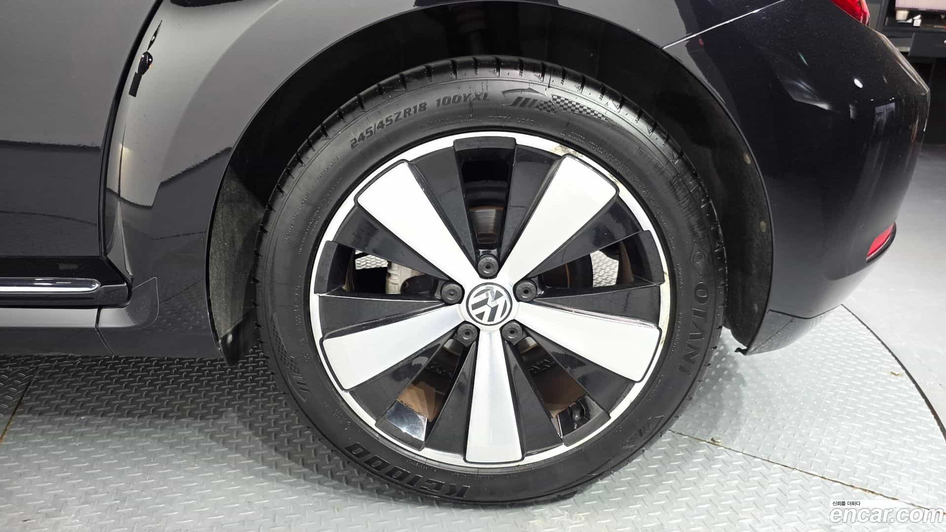 Beatle Volkswagen 2015.10-OUTER-031