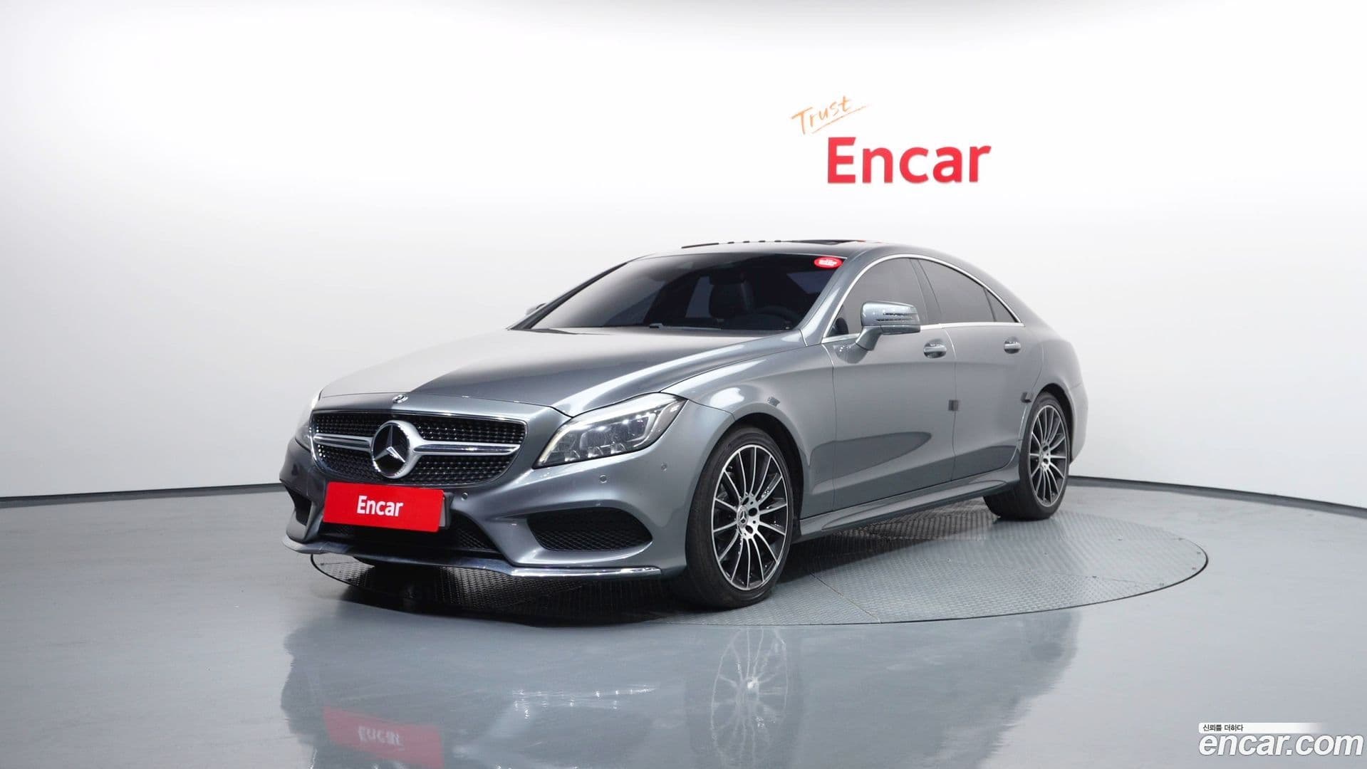 Main__Slider__Photo:CLS-Class Mercedes-Benz 2017.9-0
