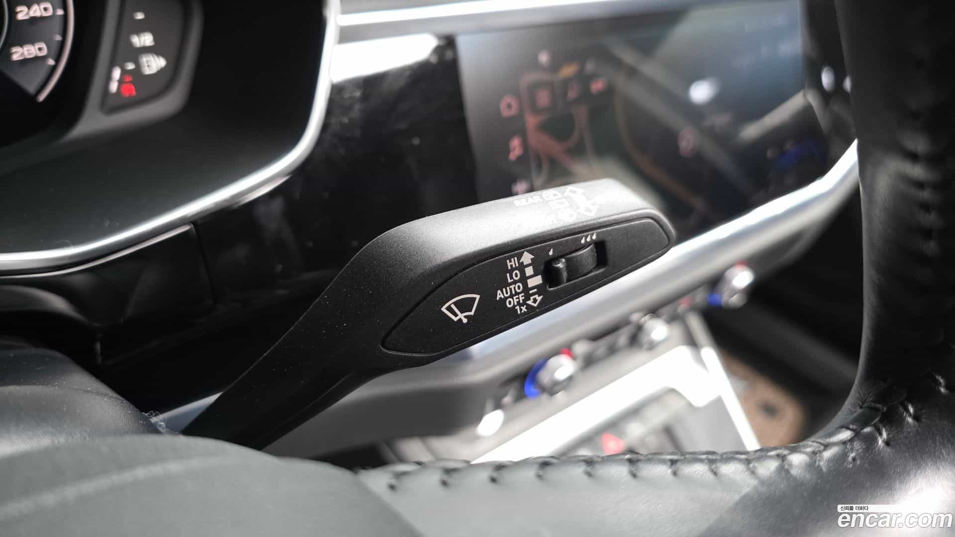 Q3 Audi 2020.7-OPTION-023
