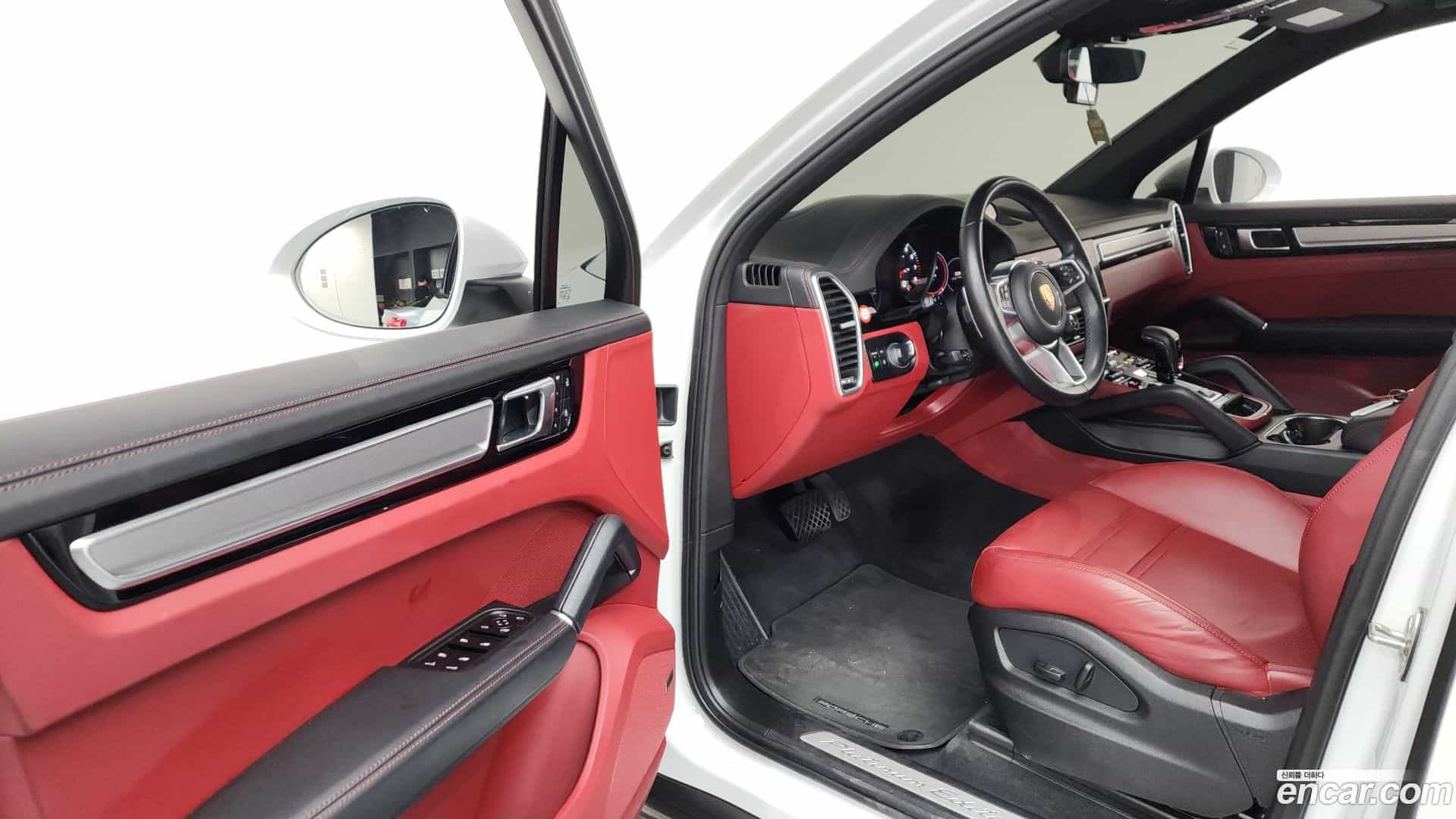 Cayenne Porsche 2022.10-INNER-010