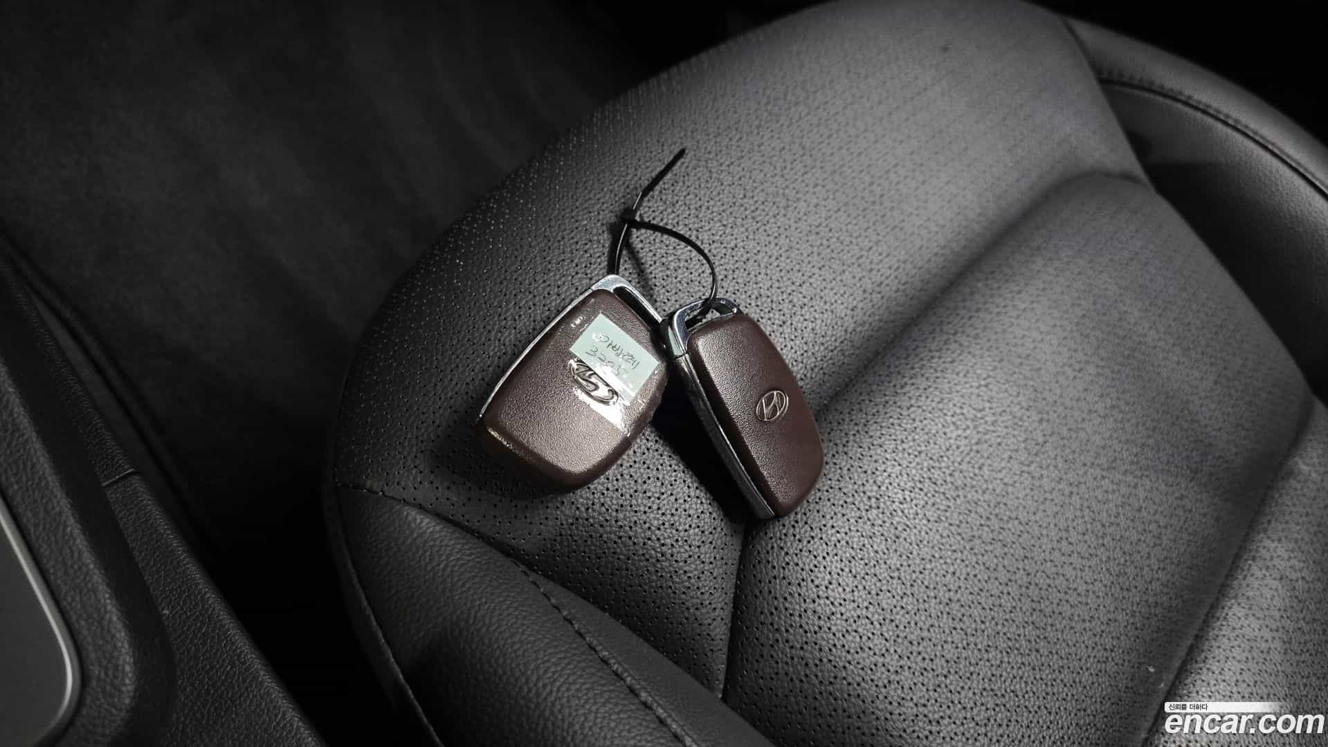 AVANTE Hyundai 2017.3-OPTION-040