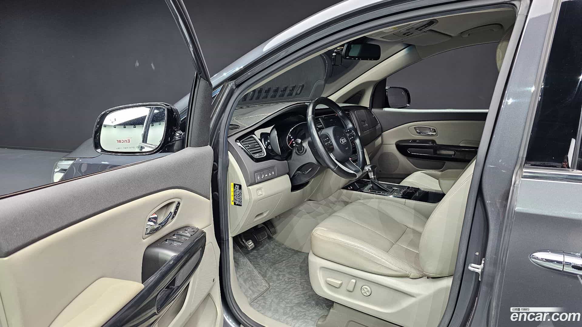 Canival Kia 2017.2-INNER-010
