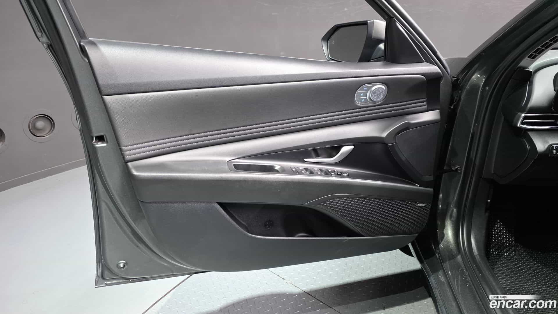 AVANTE Hyundai 2022.6-INNER-034