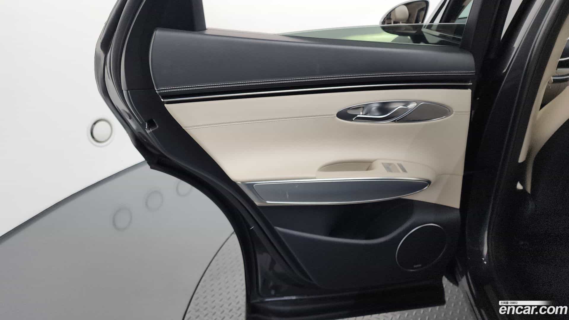 GV70 Genesis 2021.11-INNER-035