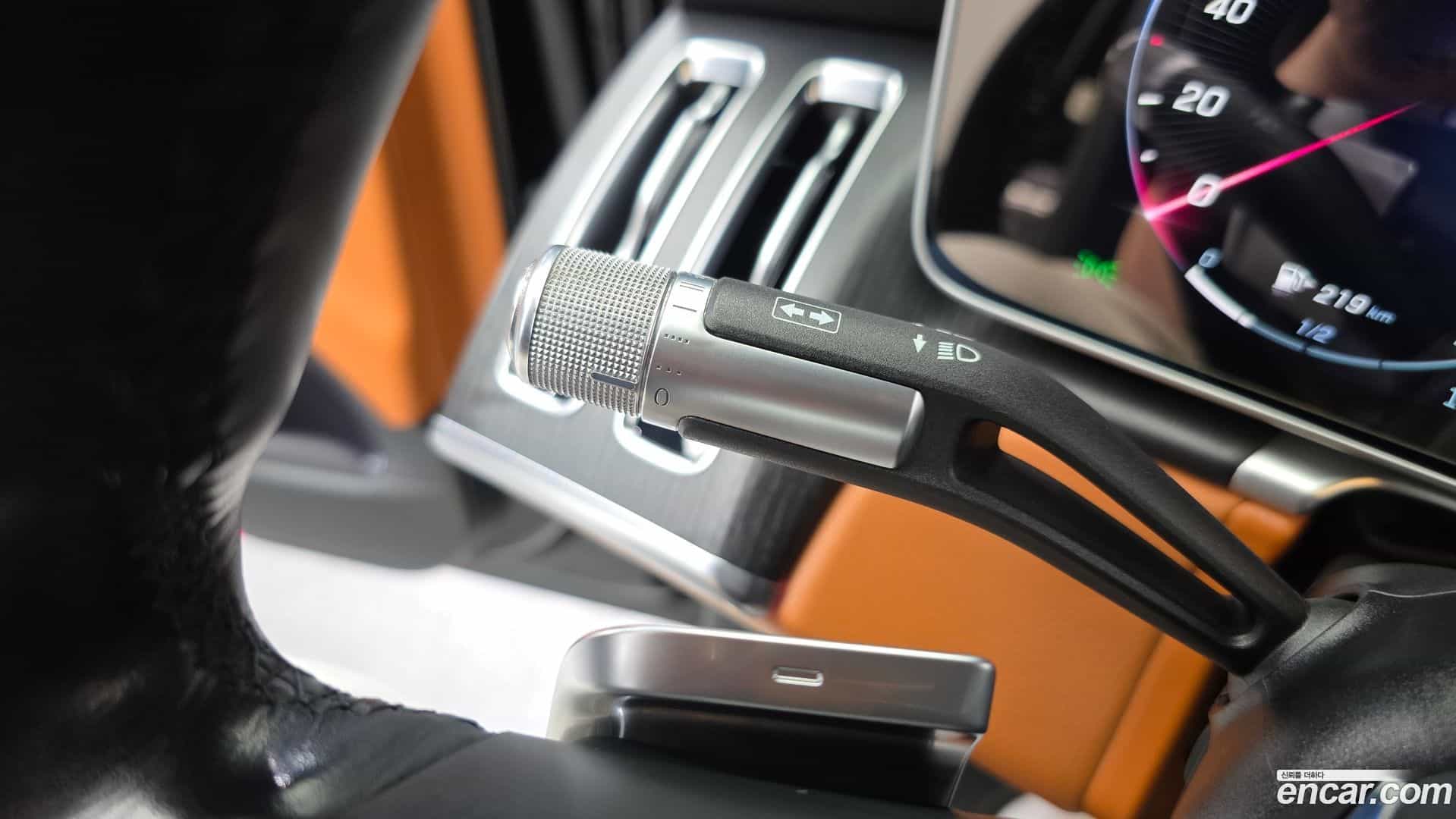 S-Class Mercedes-Benz 2022.8-OPTION-017