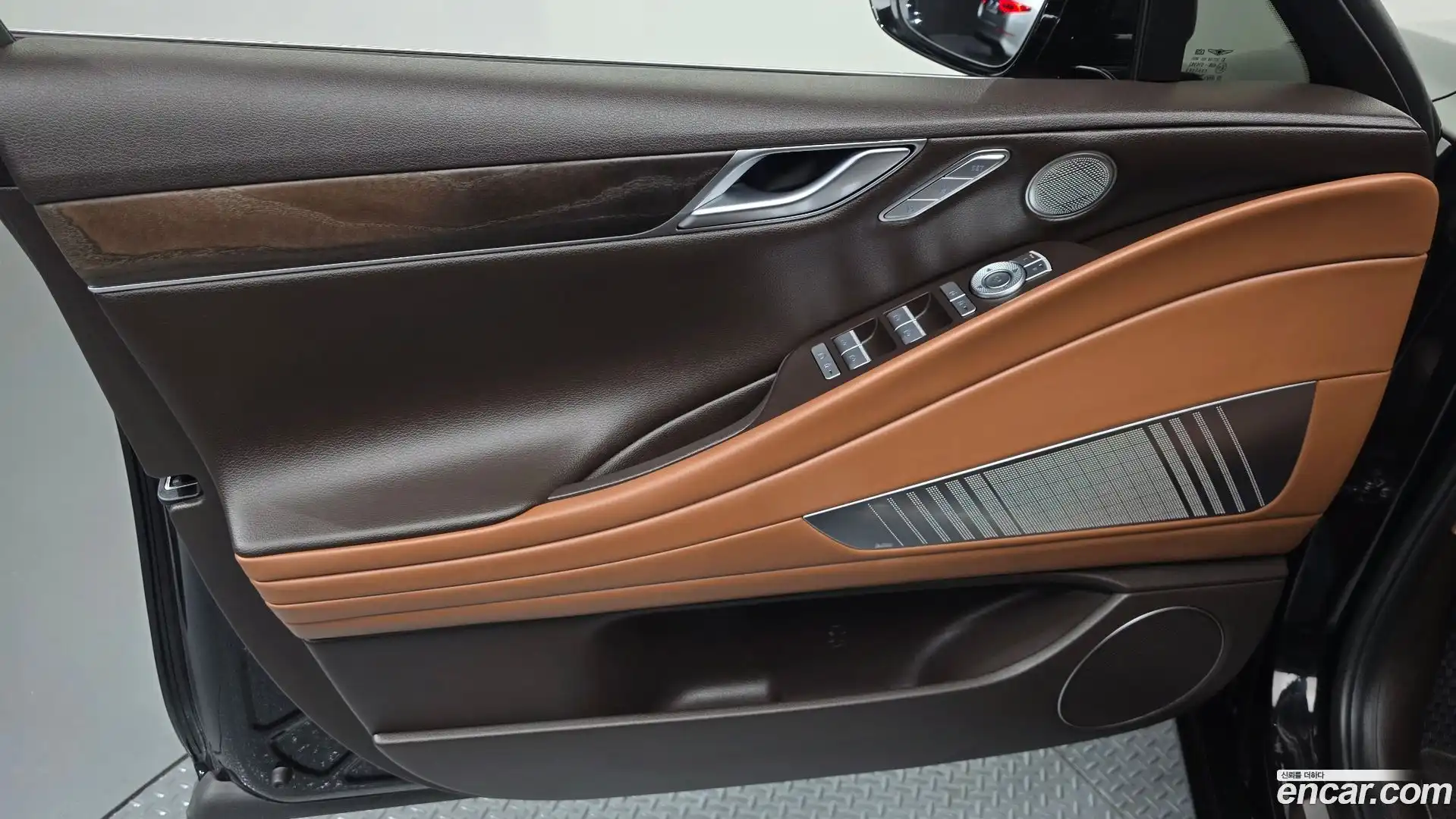 G80 Genesis 2021.3-INNER-034