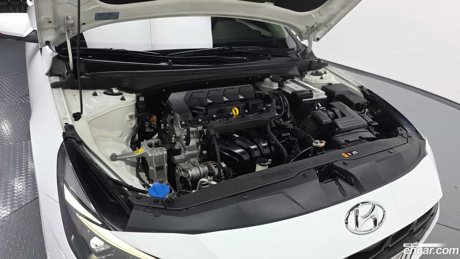 AVANTE Hyundai 2020.7-OUTER-006