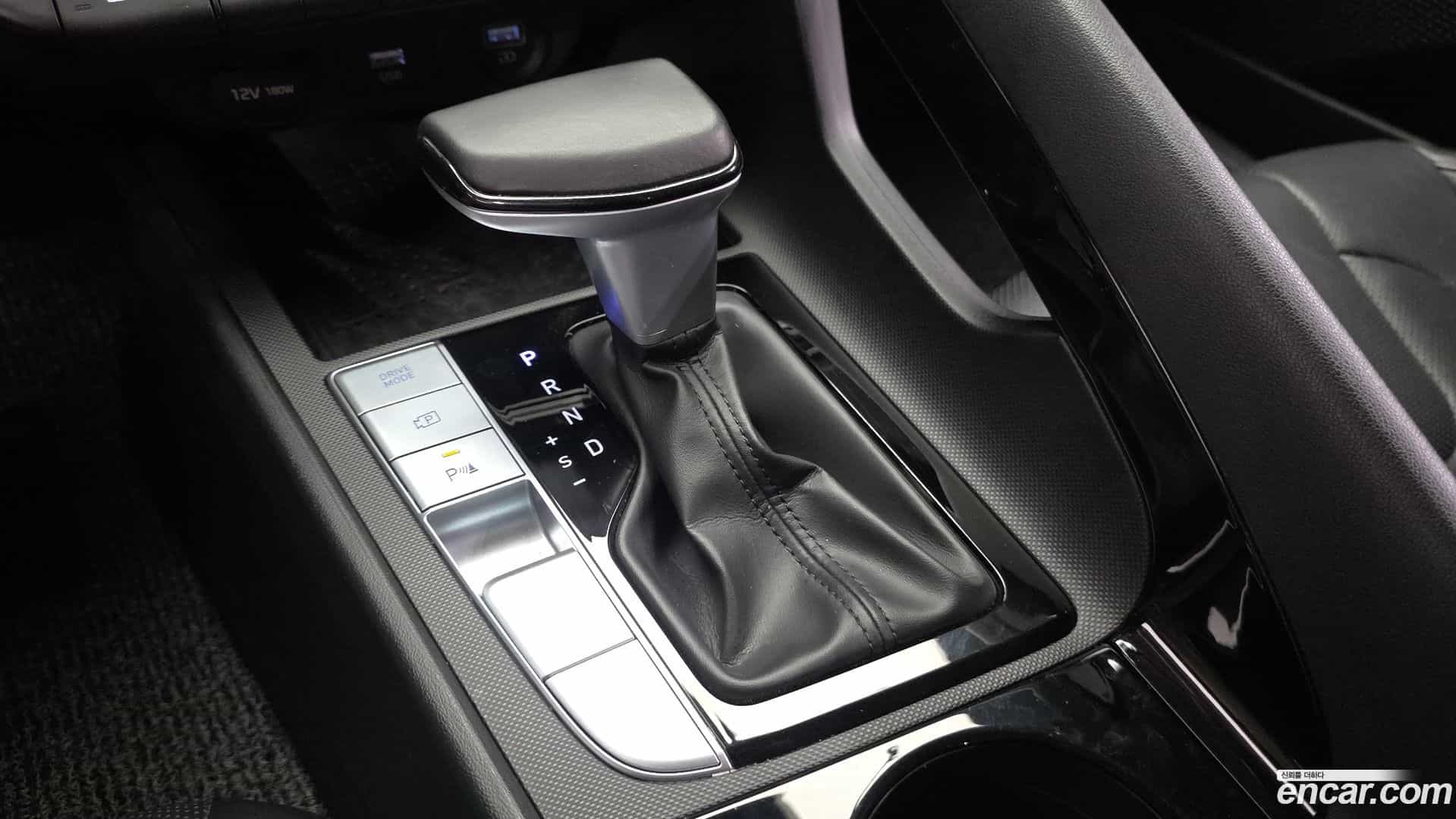 AVANTE Hyundai 2020.7-INNER-009