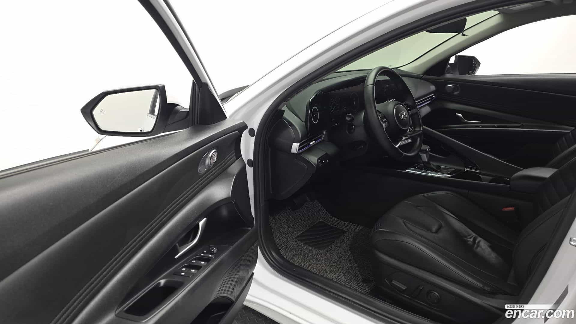 AVANTE Hyundai 2020.7-INNER-010