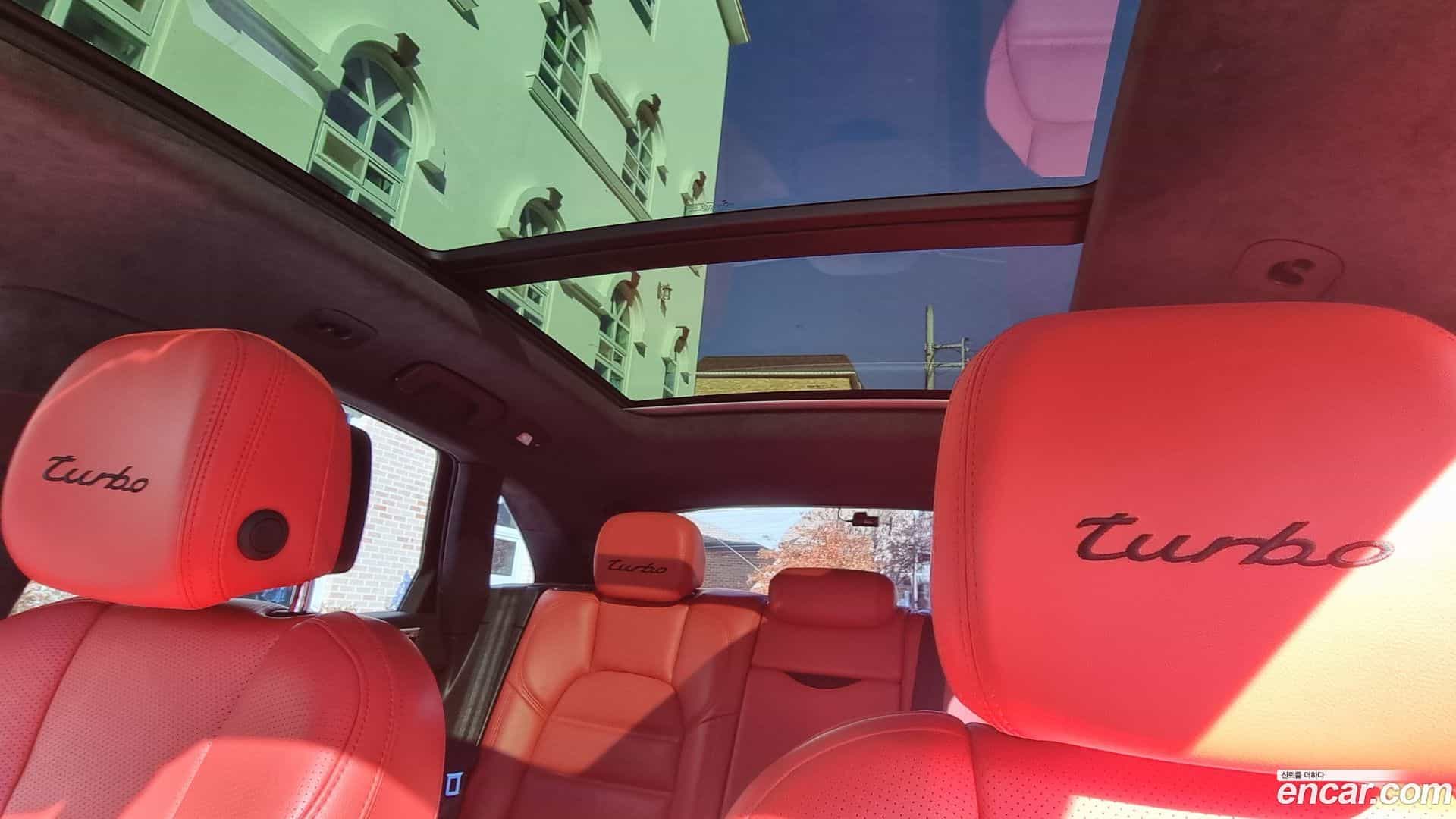 Macan Porsche 2015.9-INNER-007