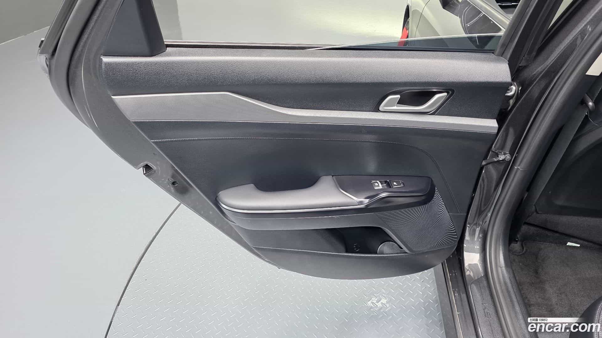 K5 Kia 2025.9-INNER-035