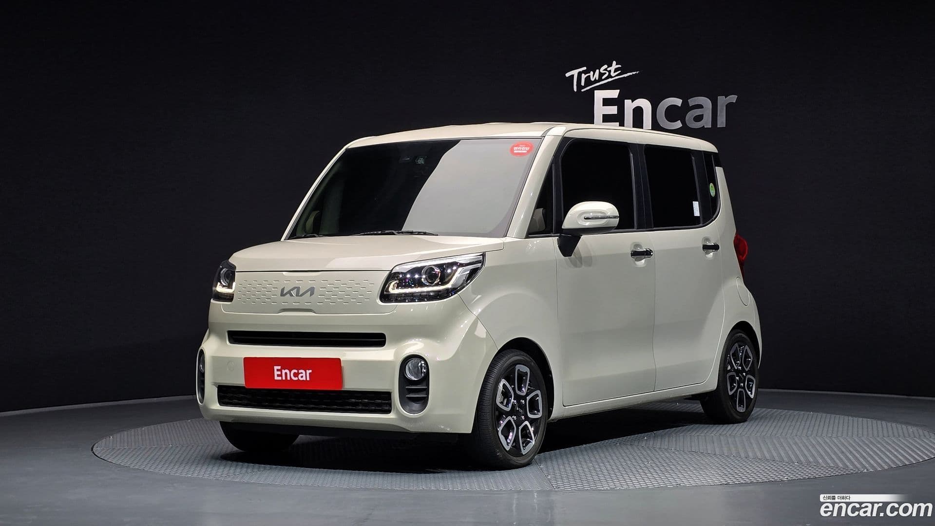 Main__Slider__Photo:RAY Kia 2022.3-0