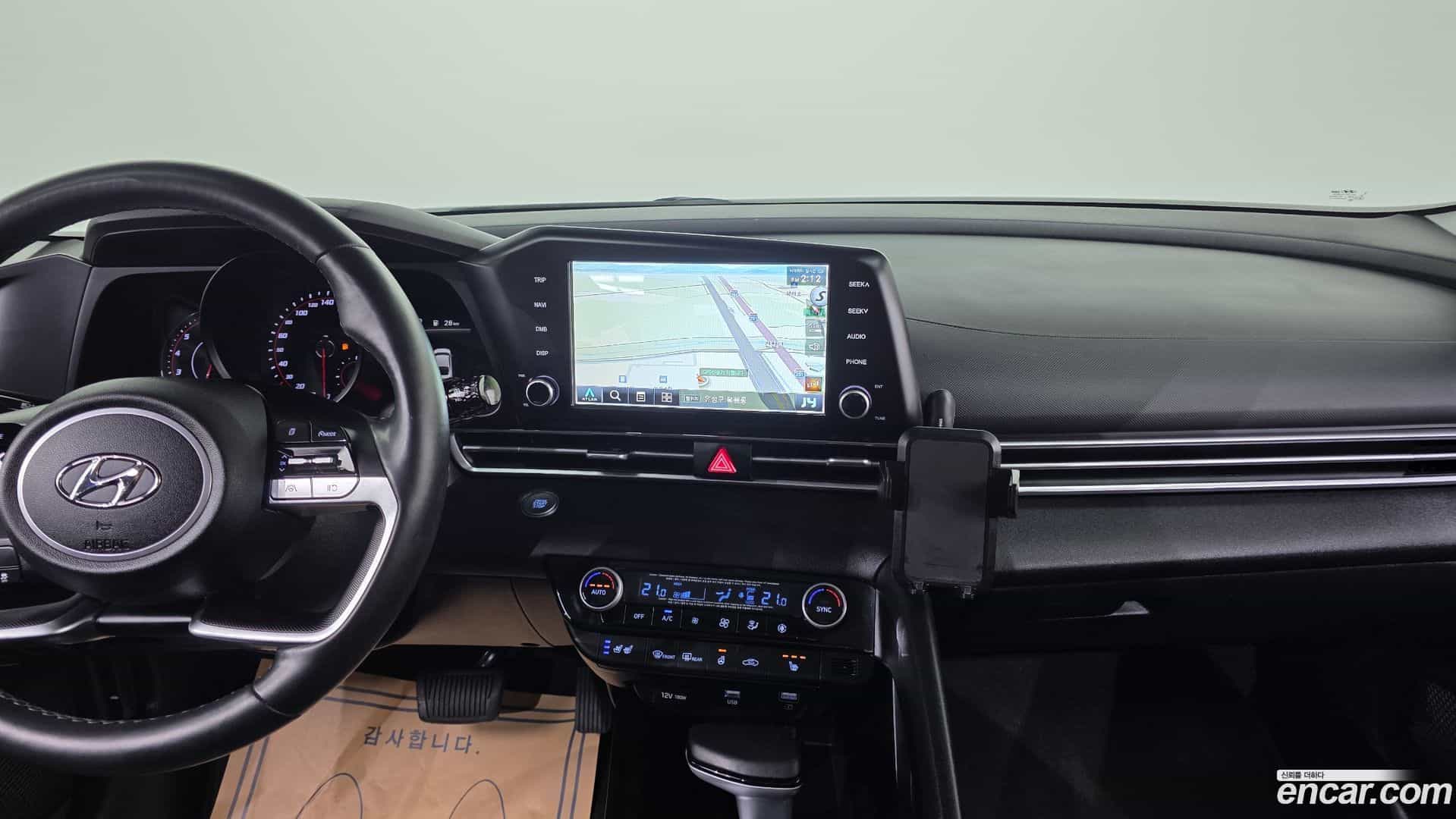 AVANTE Hyundai 2021.1-OPTION-018