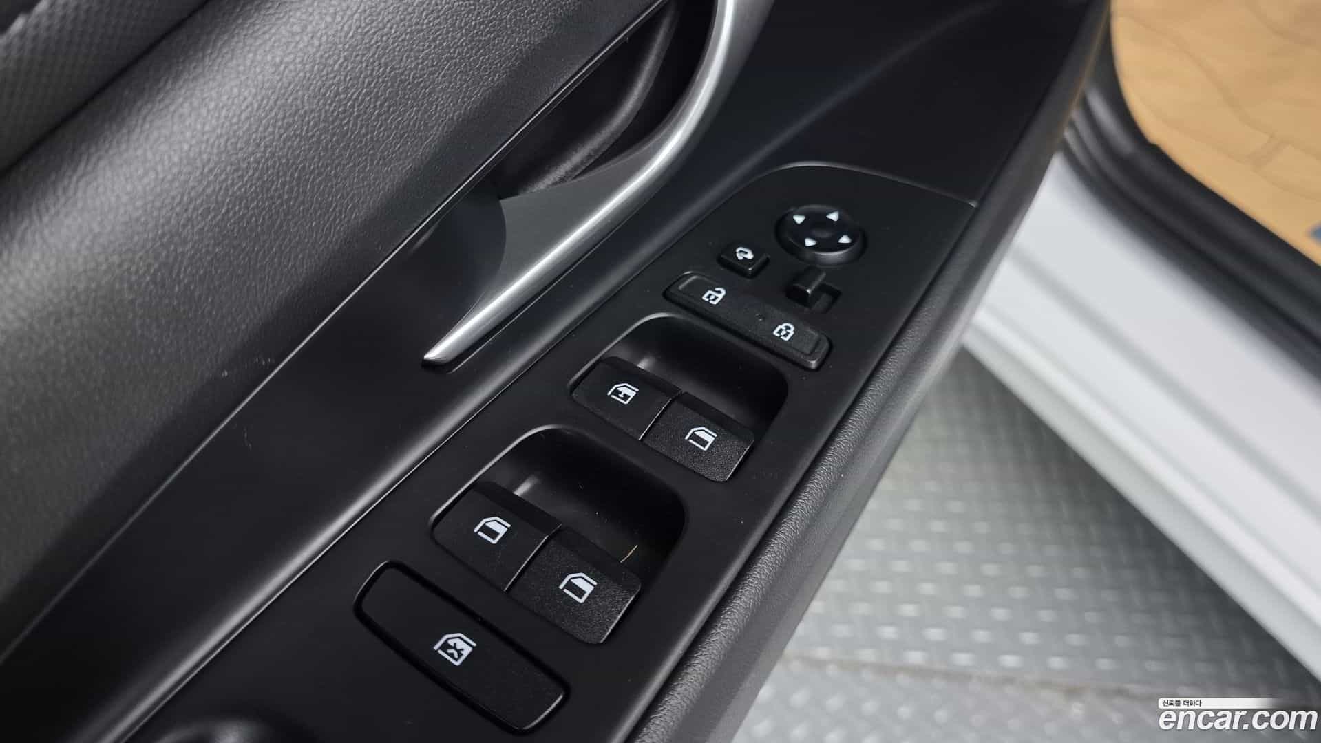 AVANTE Hyundai 2021.1-OPTION-040