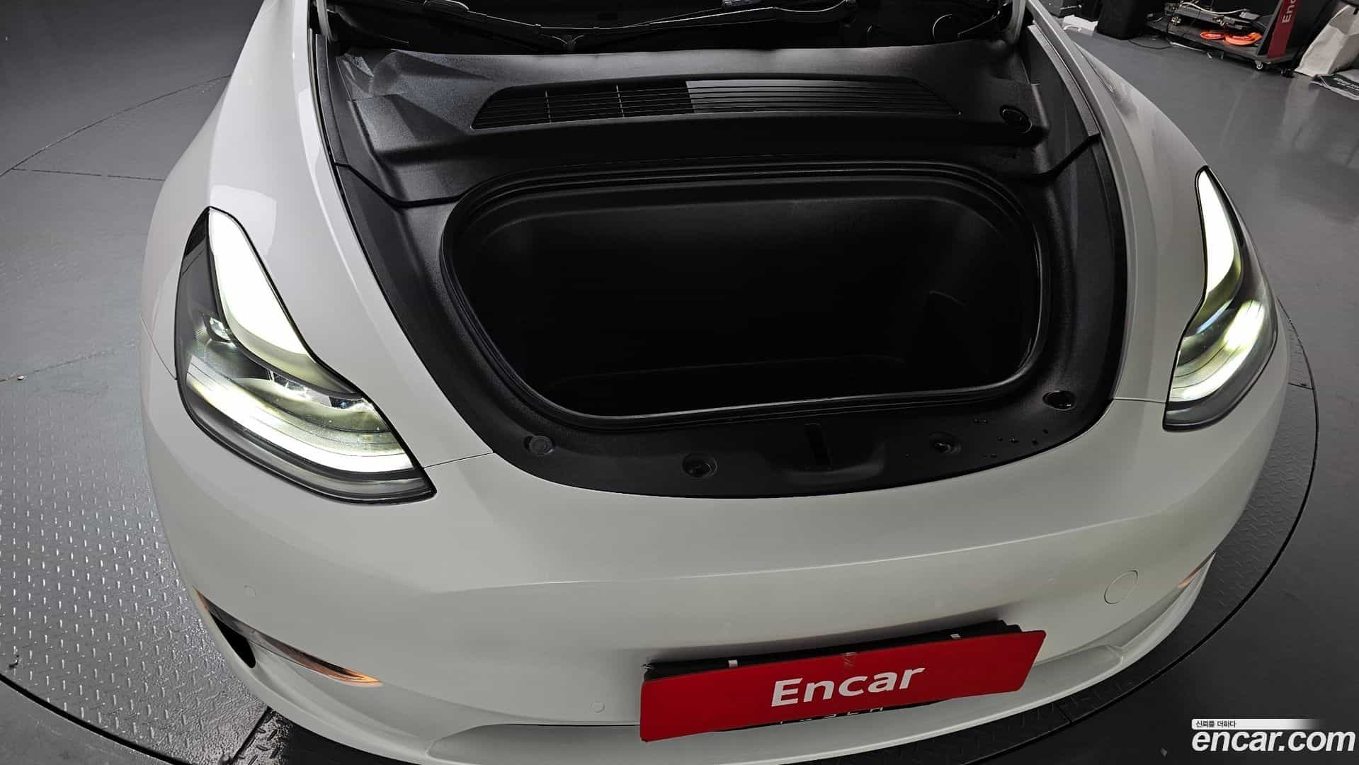 Model Y Tesla 2021.7-OUTER-006