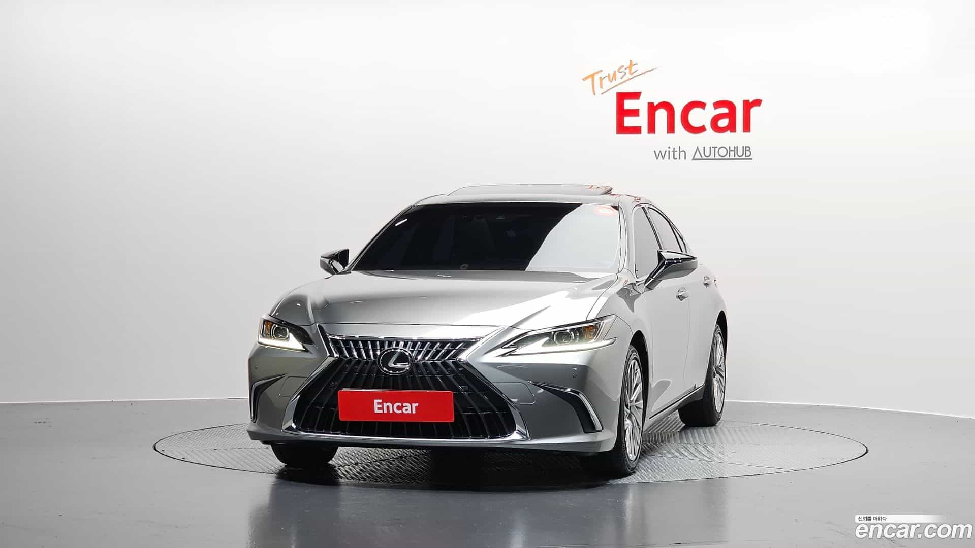 ES Lexus 2023.6-OUTER-003